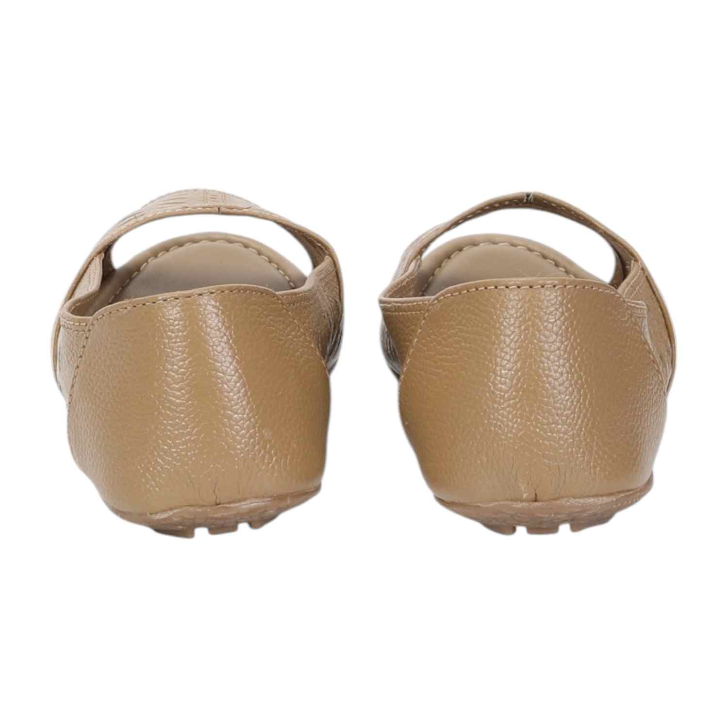 Women Sandals Beige Casual Flat