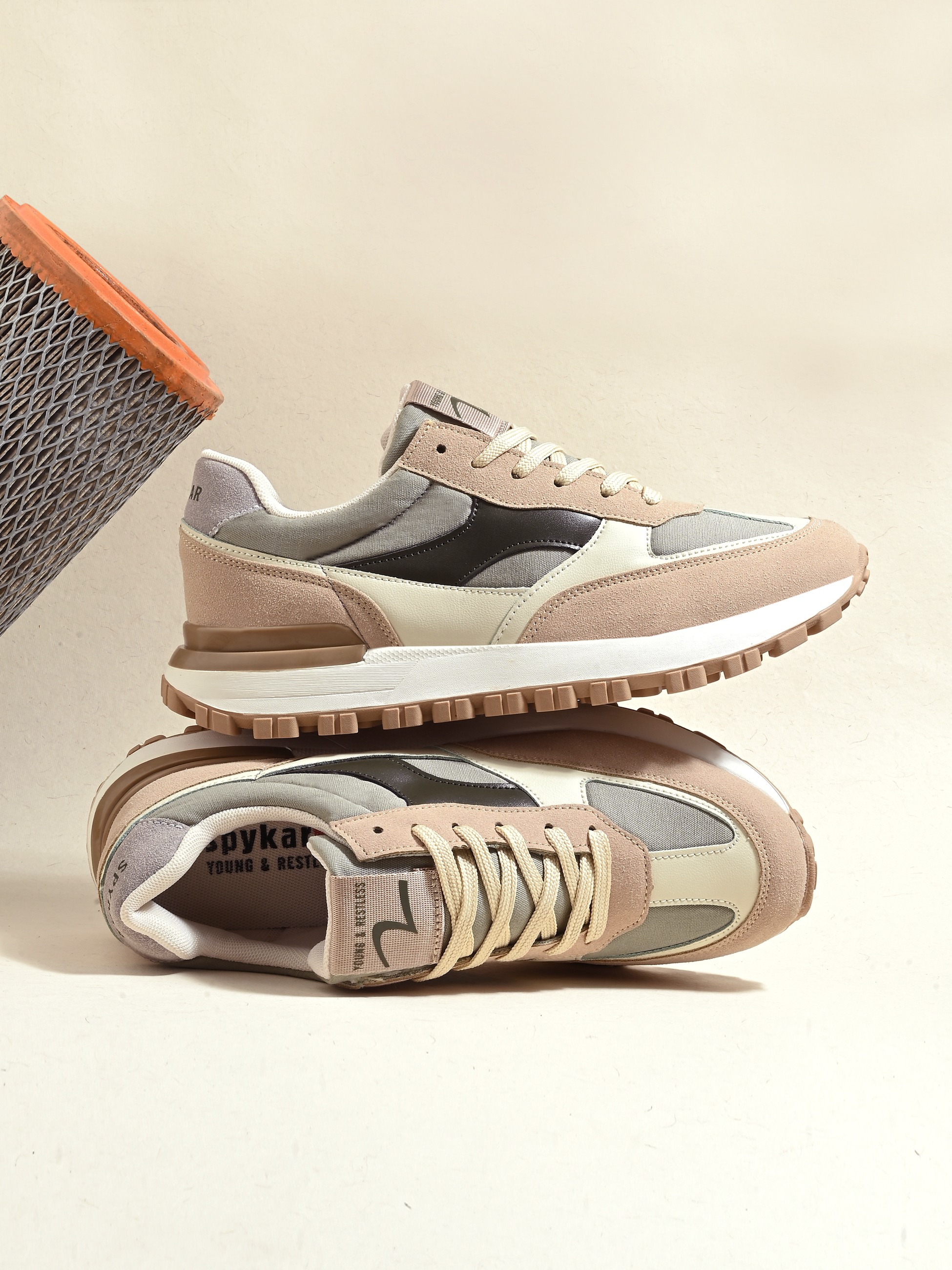 Nolan  Men Beige Casual Sneaker