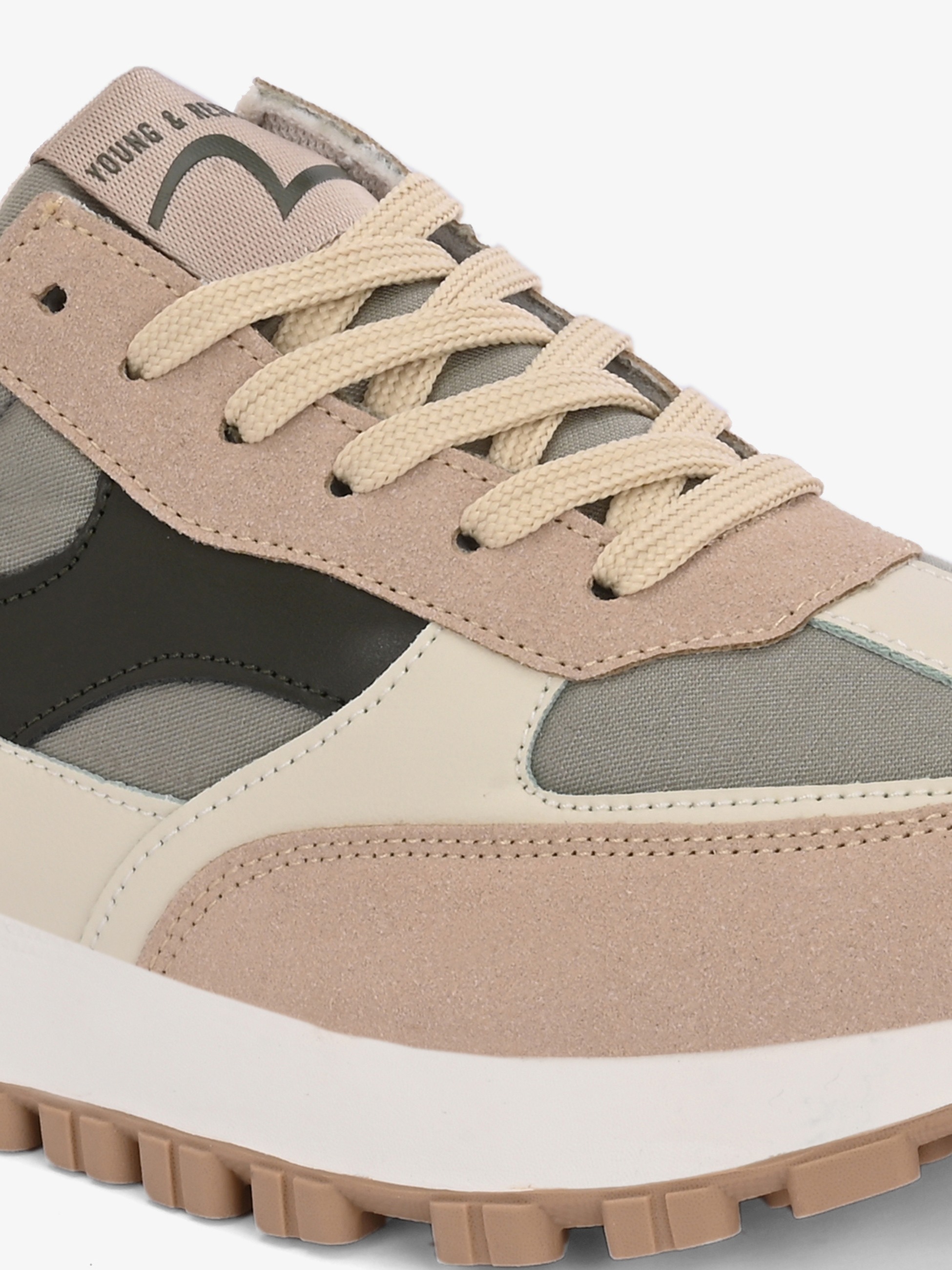 Nolan  Men Beige Casual Sneaker