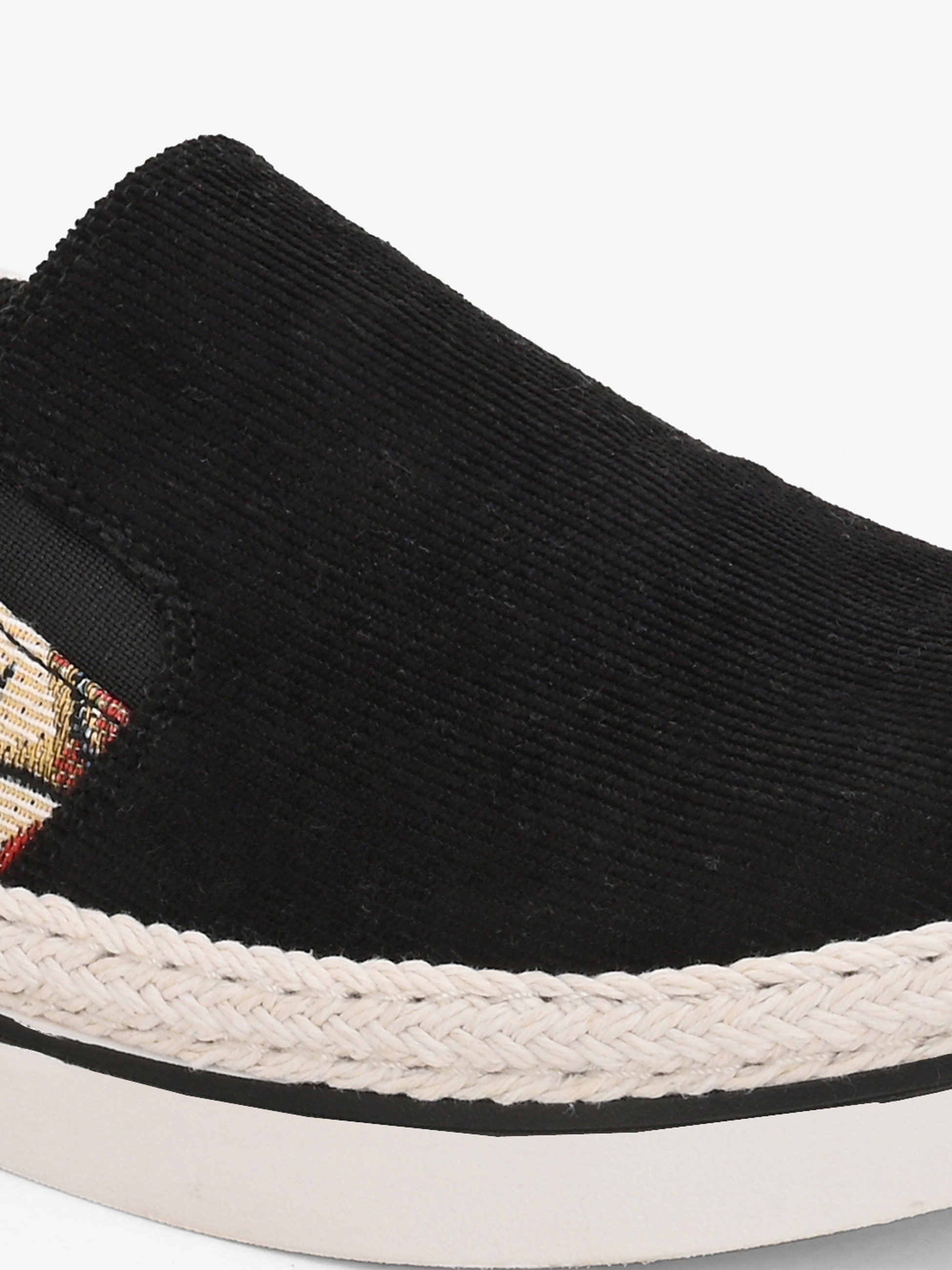 Surtur   Men Black Slip On Sneaker