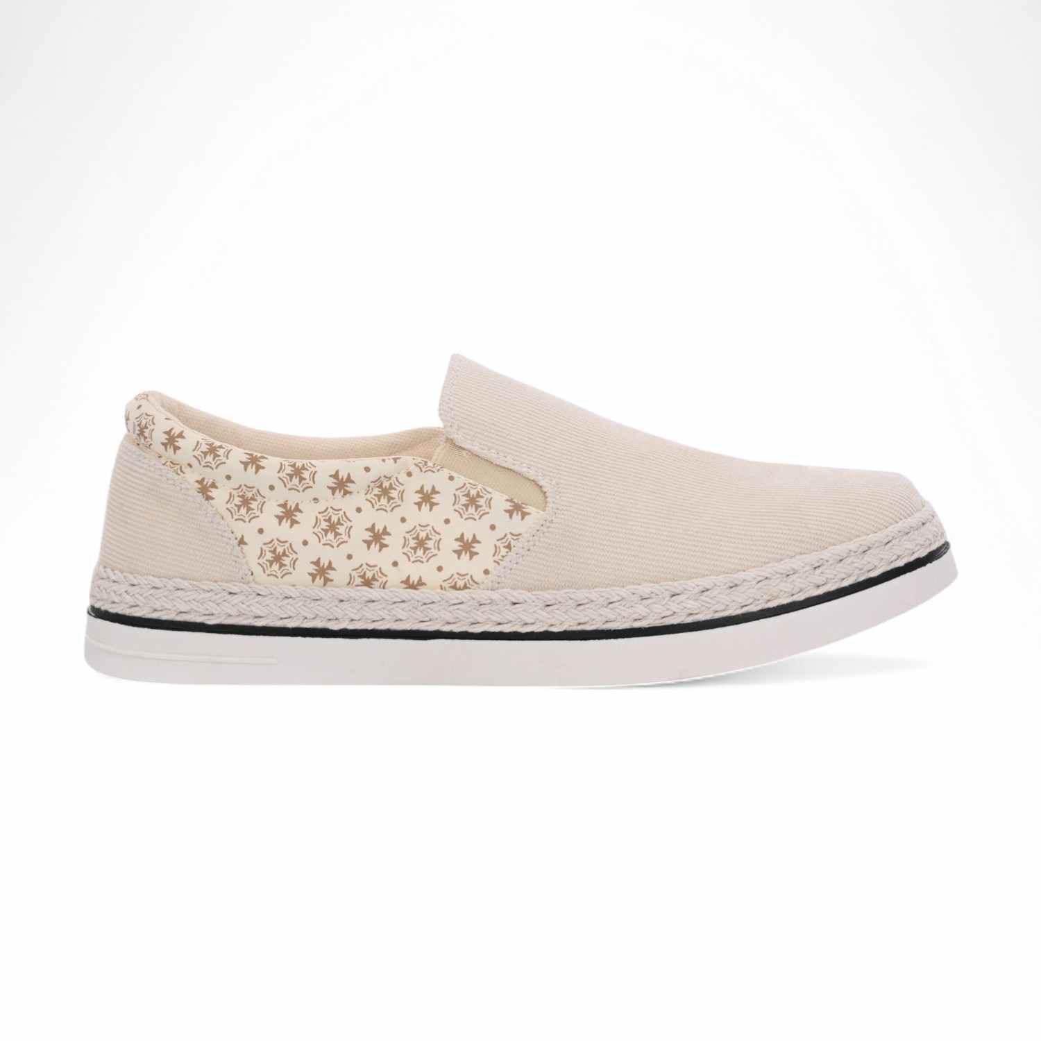 Surtur   Men White Slip On Sneaker