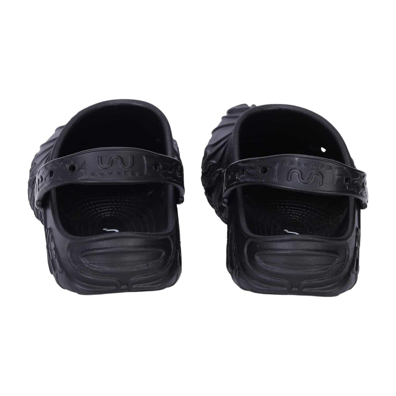 Men Black Comforyu Clogs