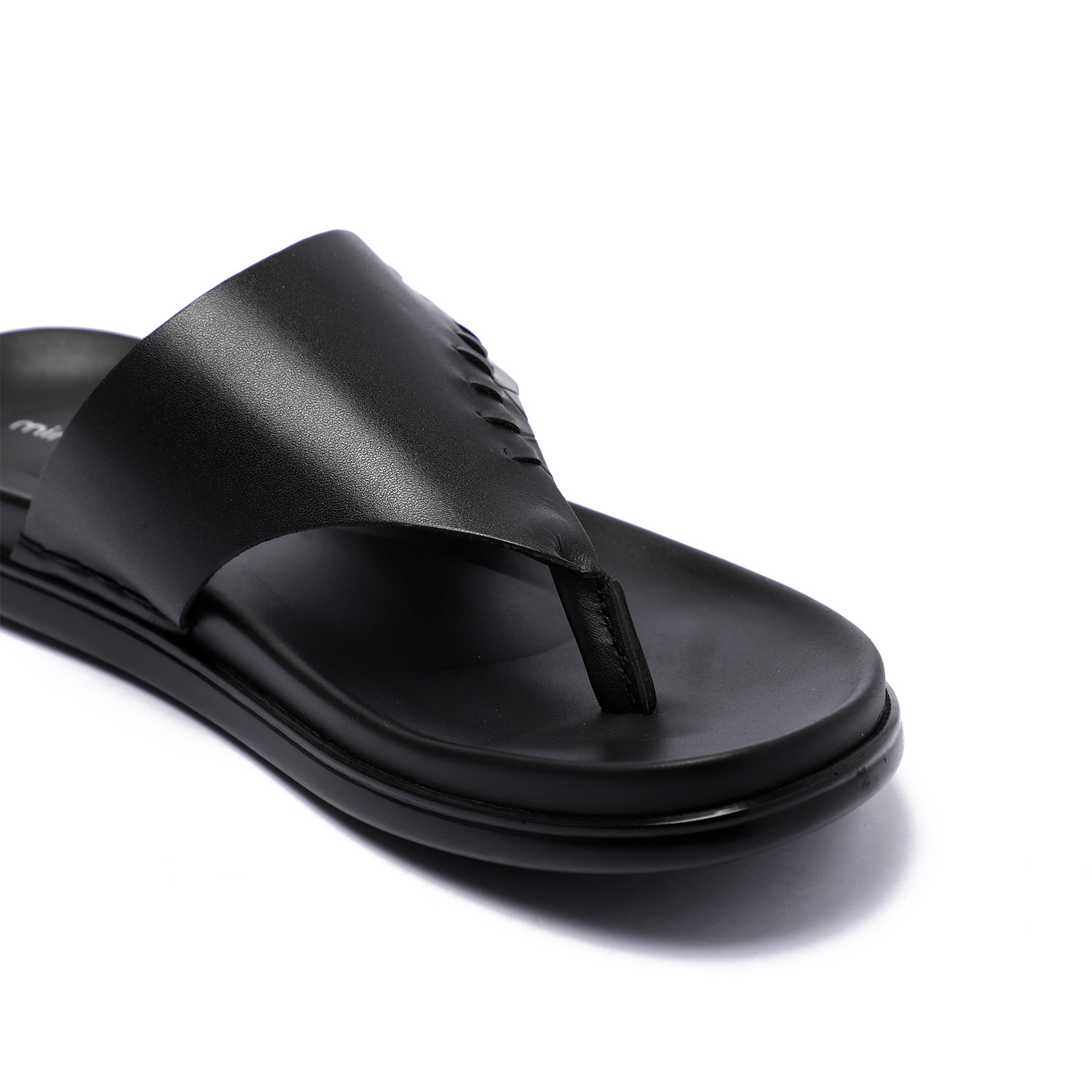 Men Black Leather Slip-On Chappal