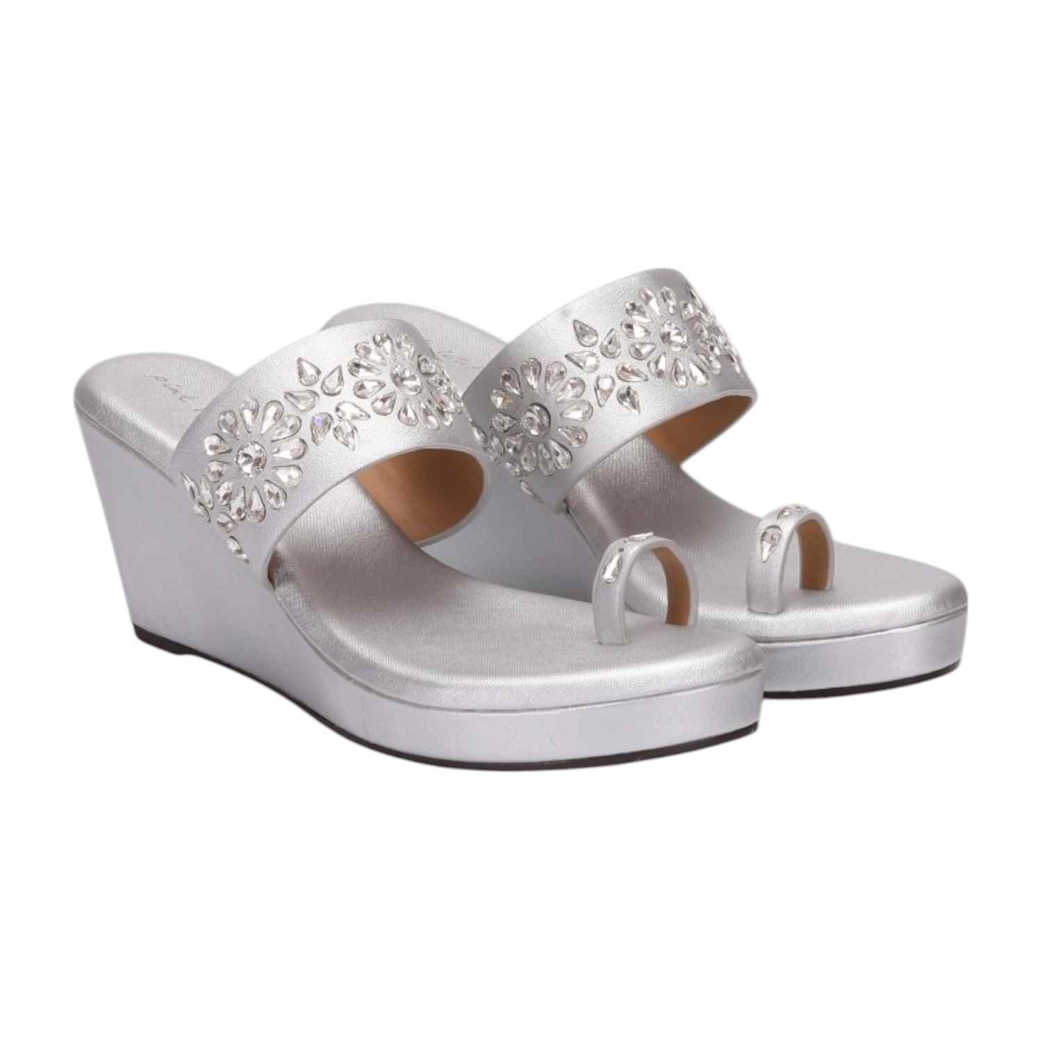 Women Silver Glaze Toe-Ring Wedges