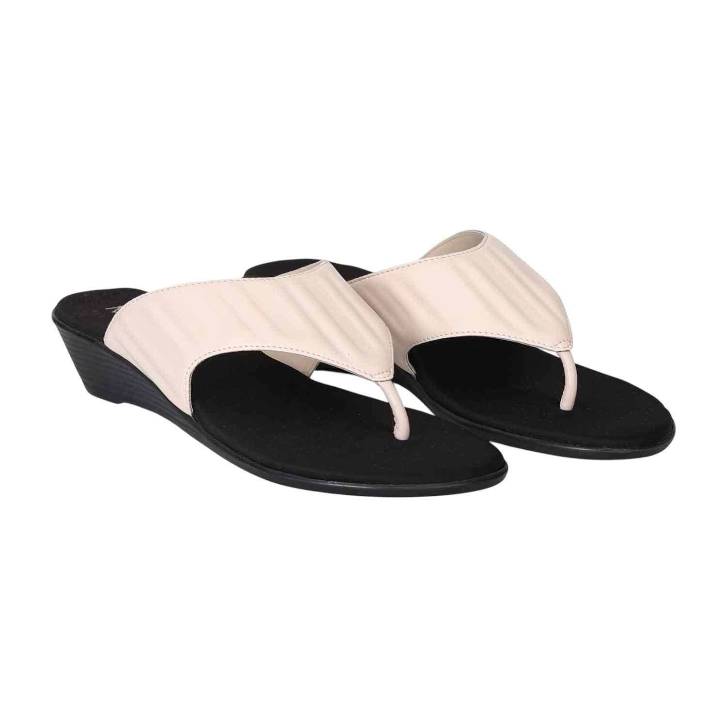 Women Off-White Wedge Thong Sandals
