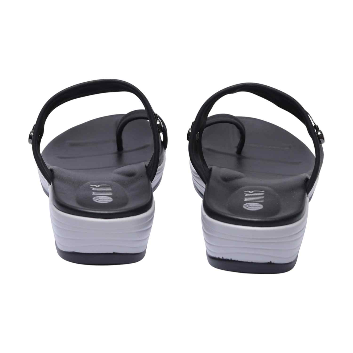 Women Black Toe-Ring Sandals