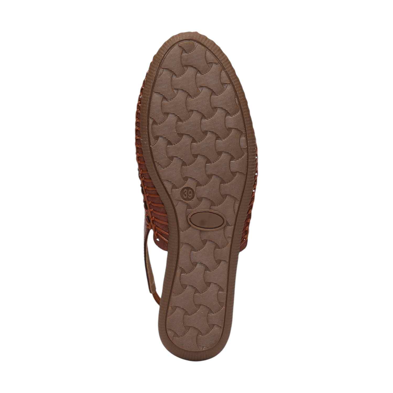 Women Tan Sandals Casual Flat