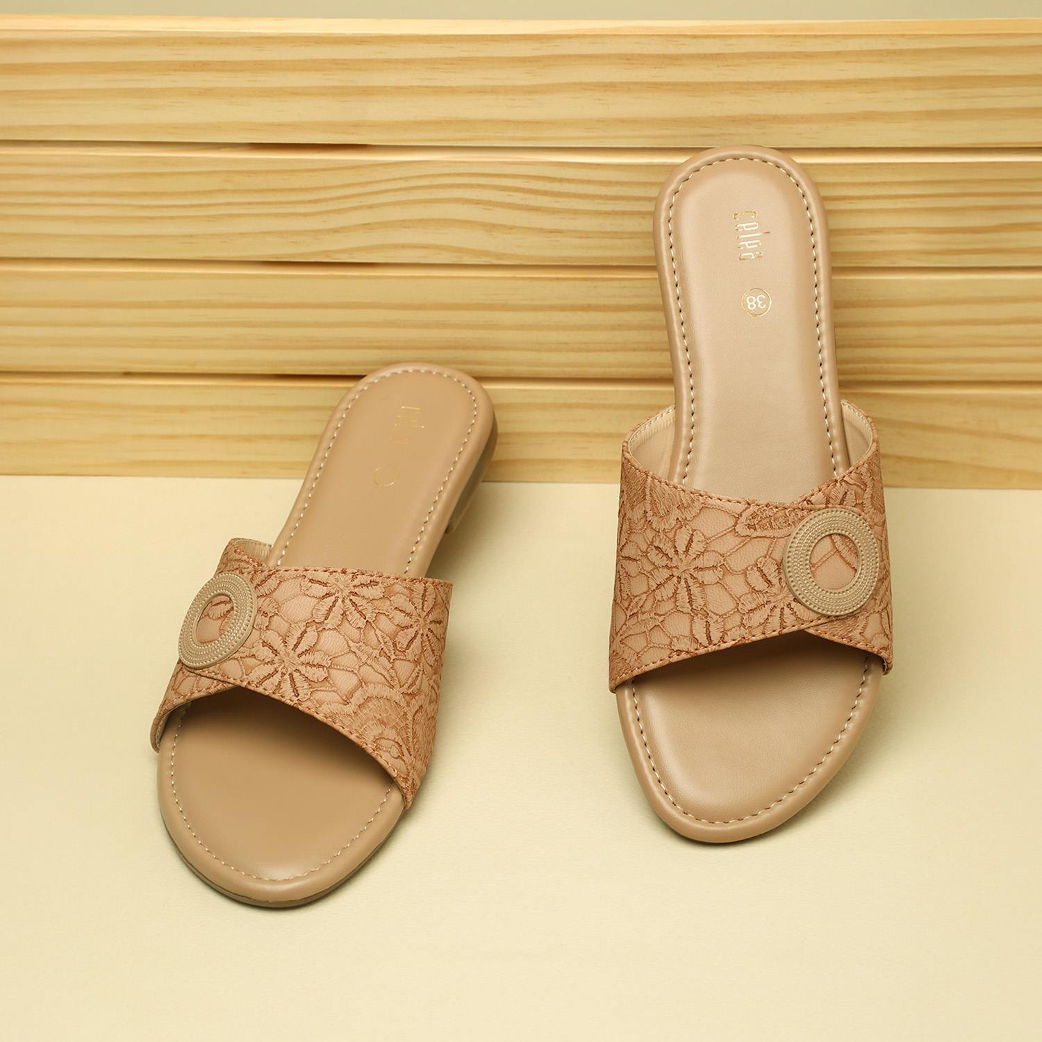 Women Beige Casual flat sandals