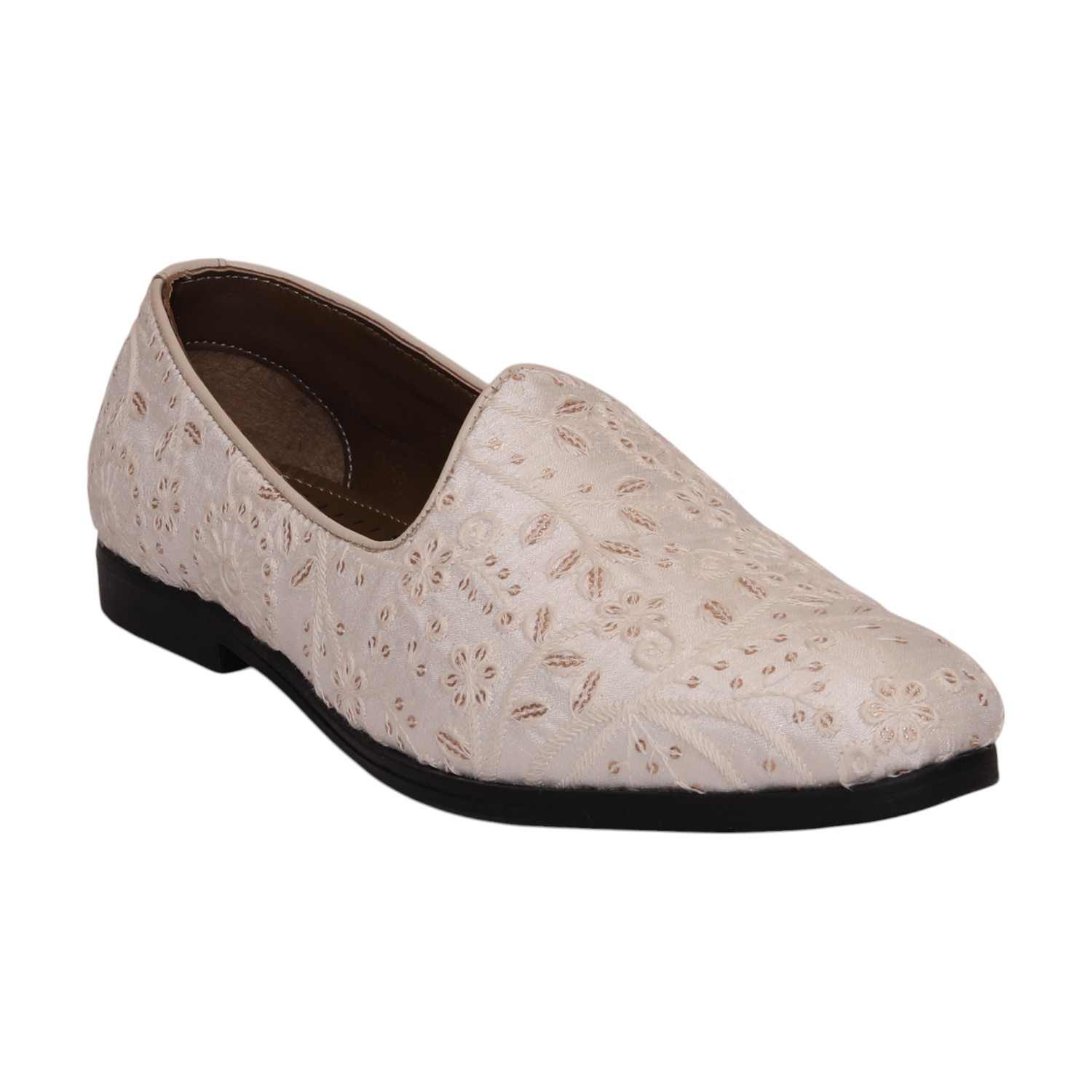 Men Beige Embroidered Ethnic Joothis Slip On
