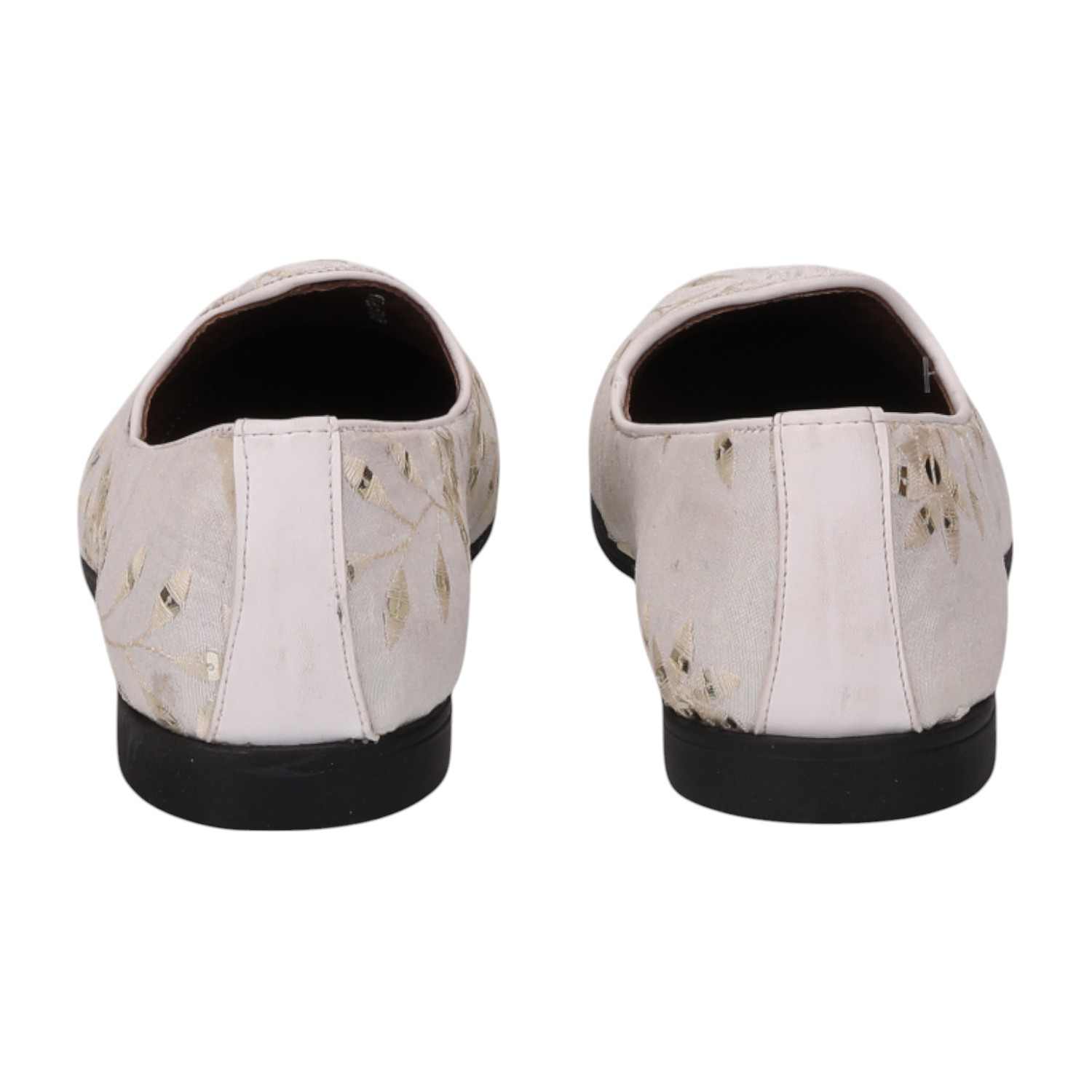 Men Offwhite Ethnic Joothis Slip On