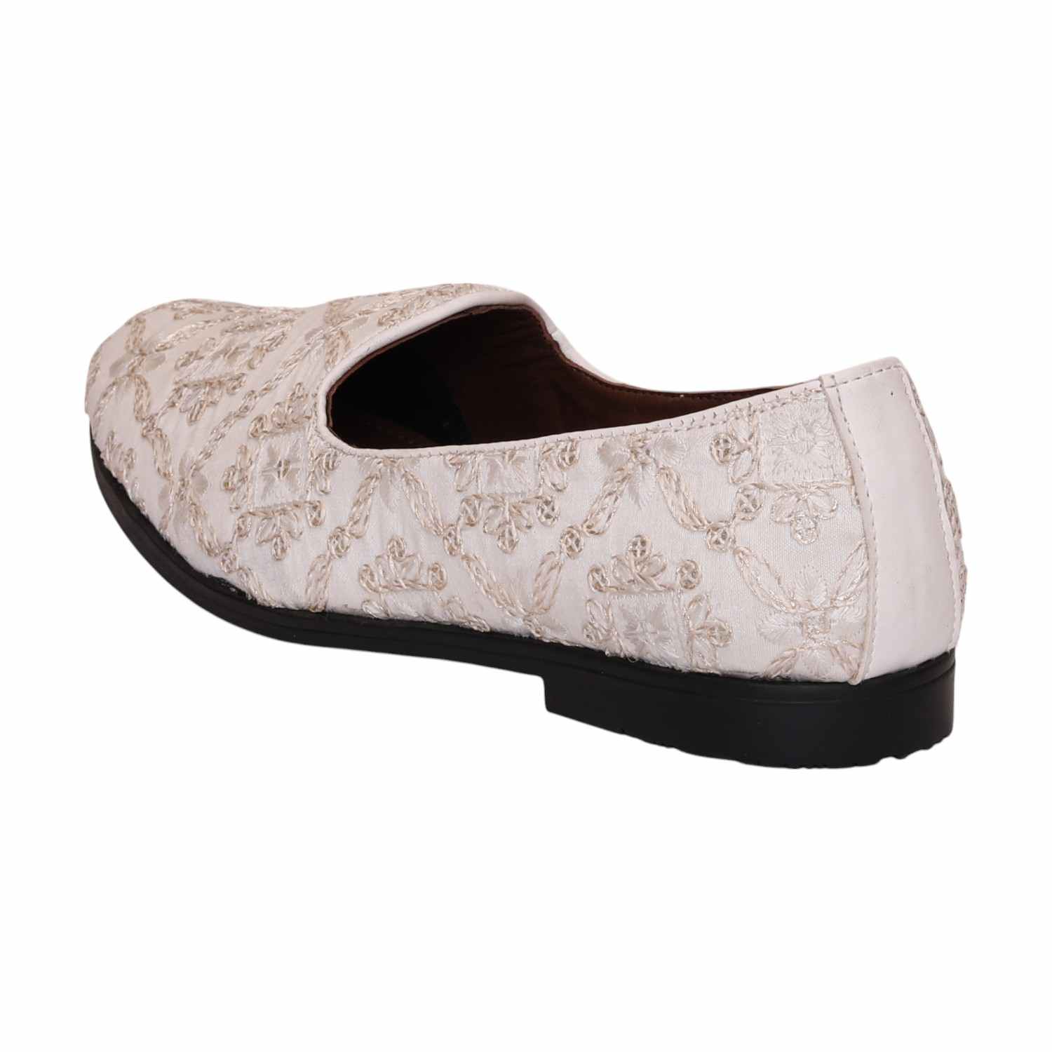 Men Offwhite Embroidered Ethnic Joothies  Slip On