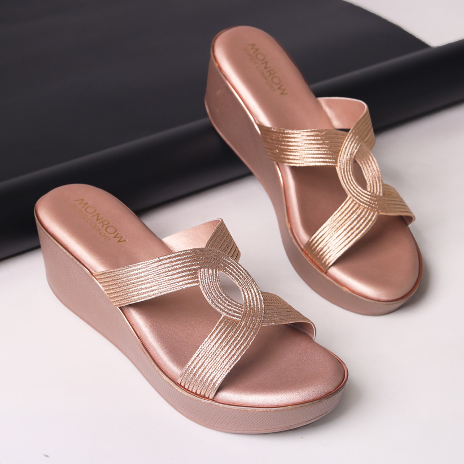 Monrow | Monrow Tinley Rose Gold Flatform Heels|5