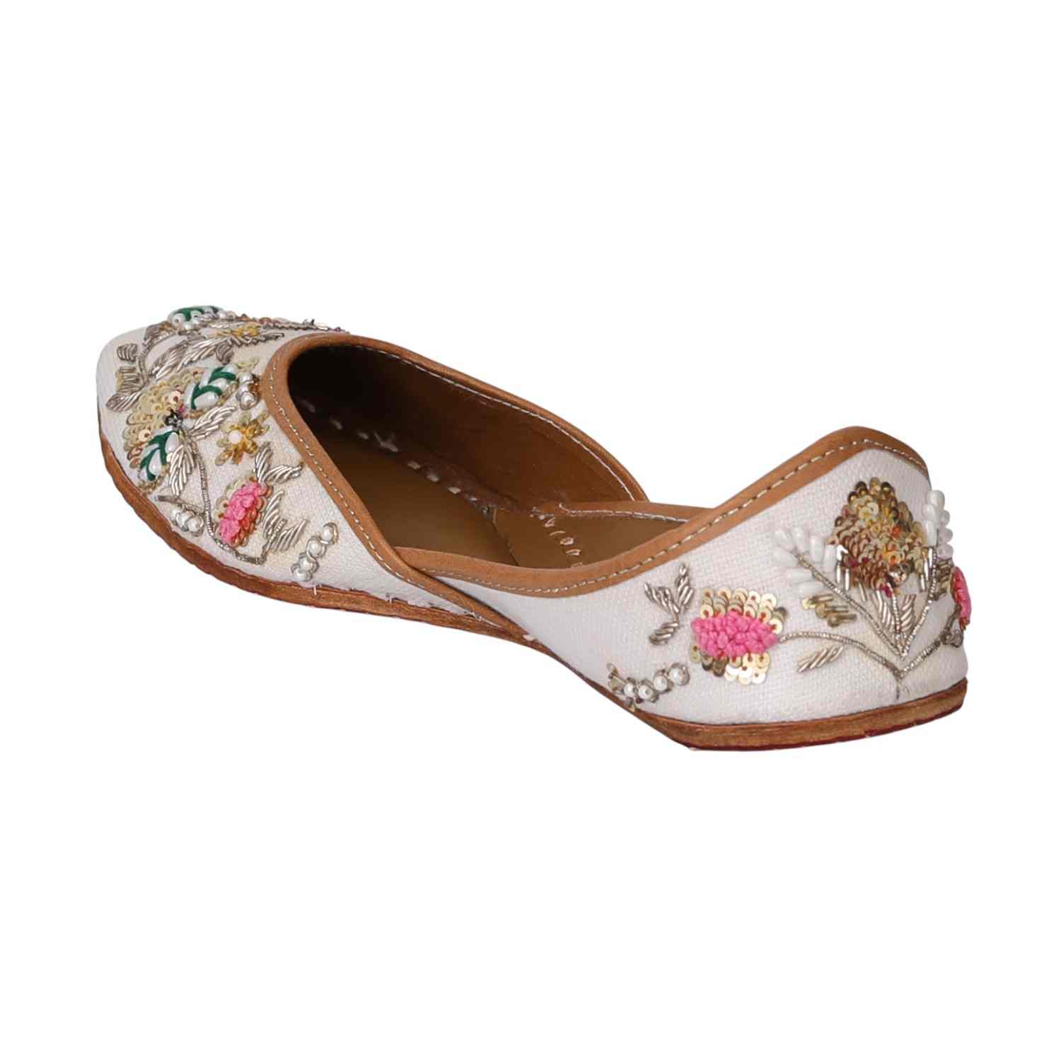 Meadow Charm Traditional Jutti