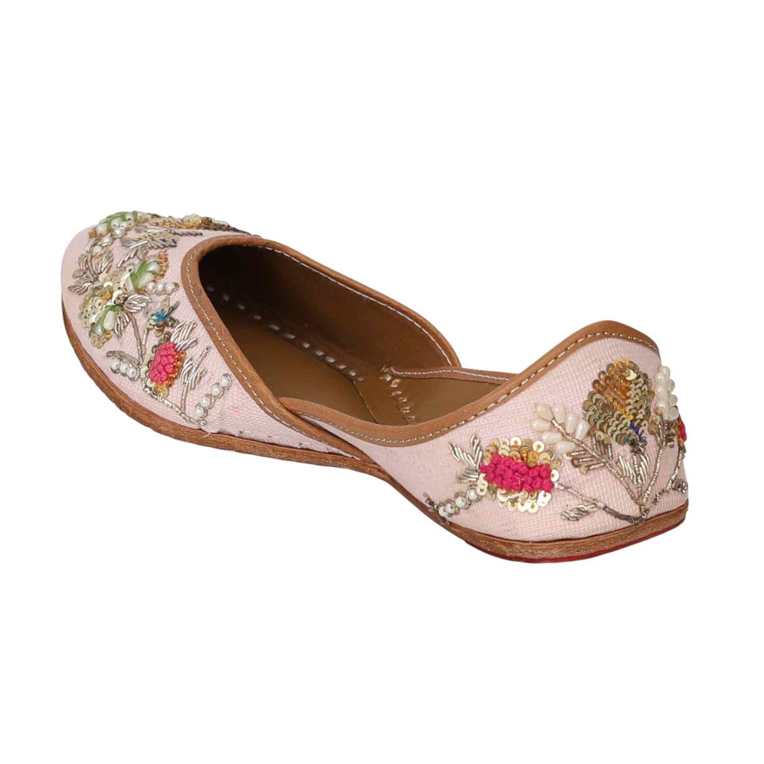 Blush Bloom Traditional Jutti