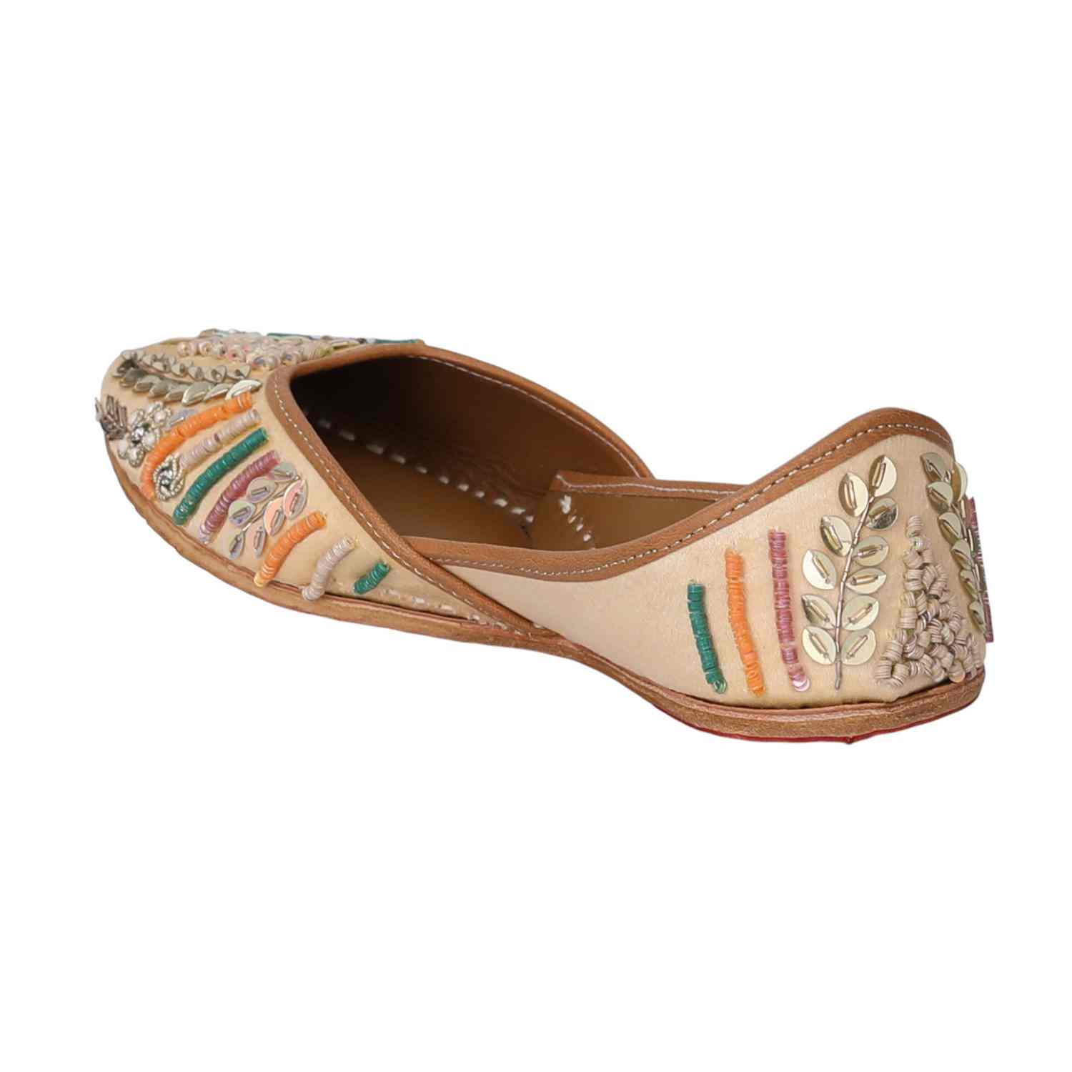 Sunlit Bloom Embroidered Jutti