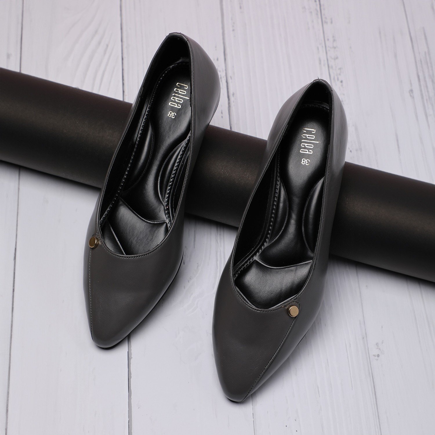 Women Grey Flat Ballarinas