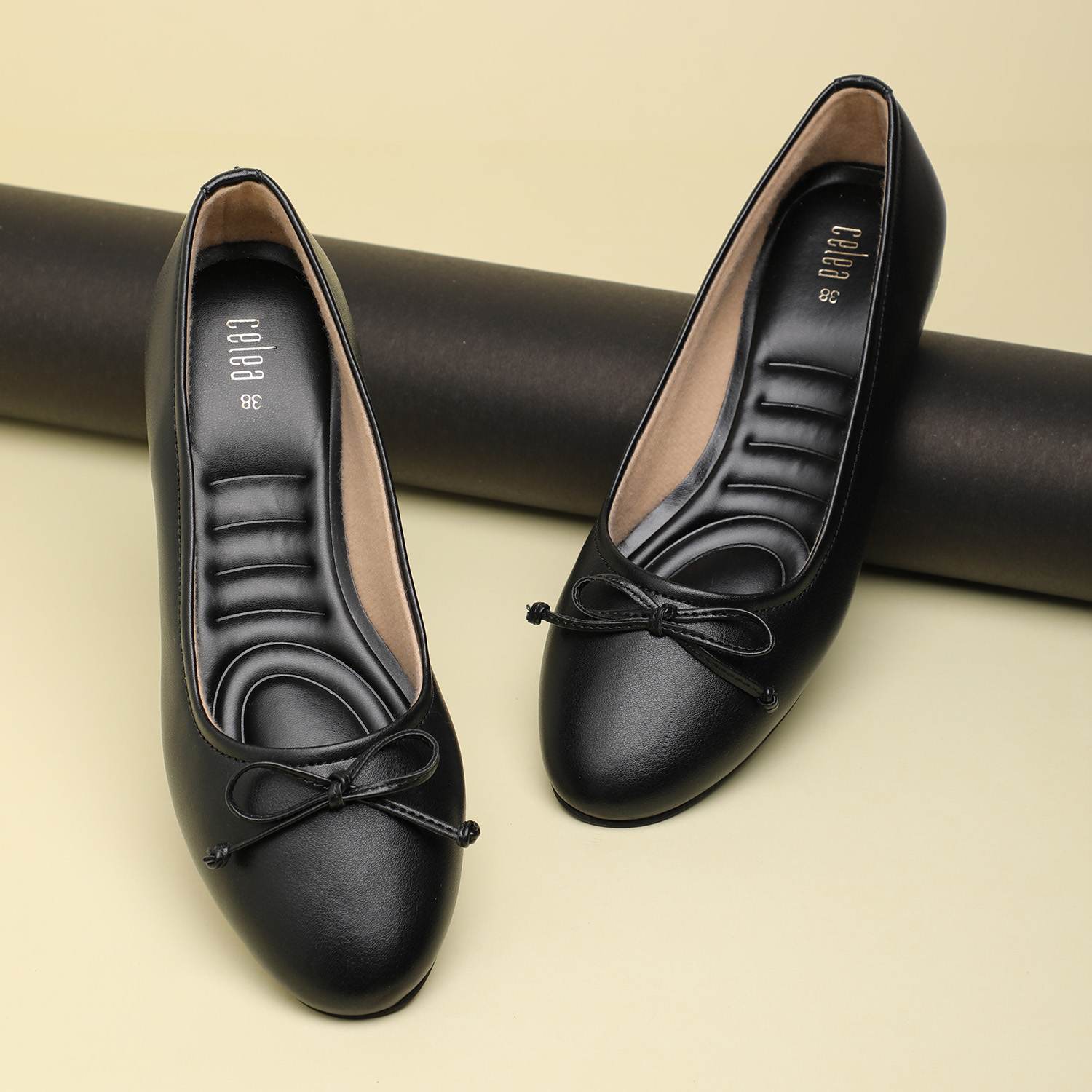 Women Black Flat Ballarinas