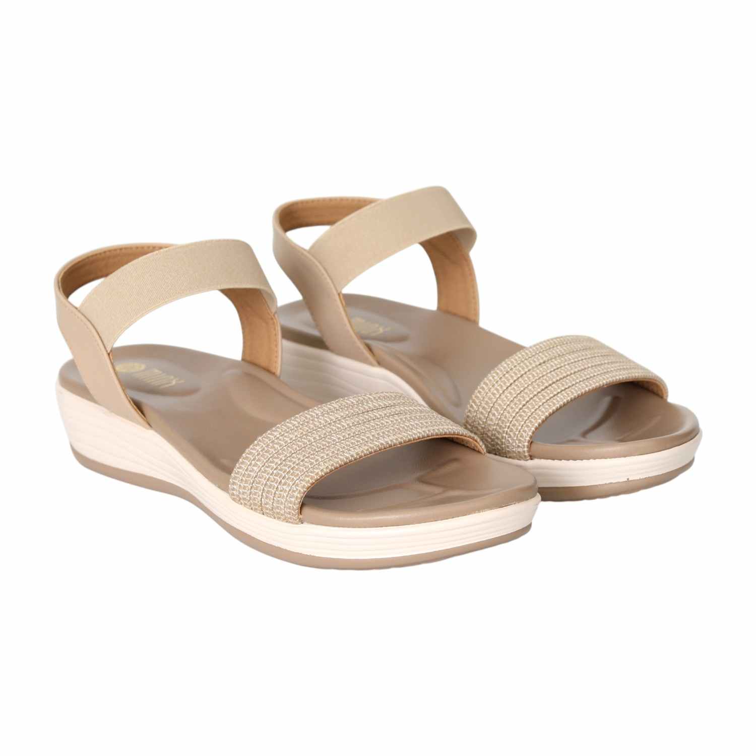 Women SmoothStep Beige Sandals