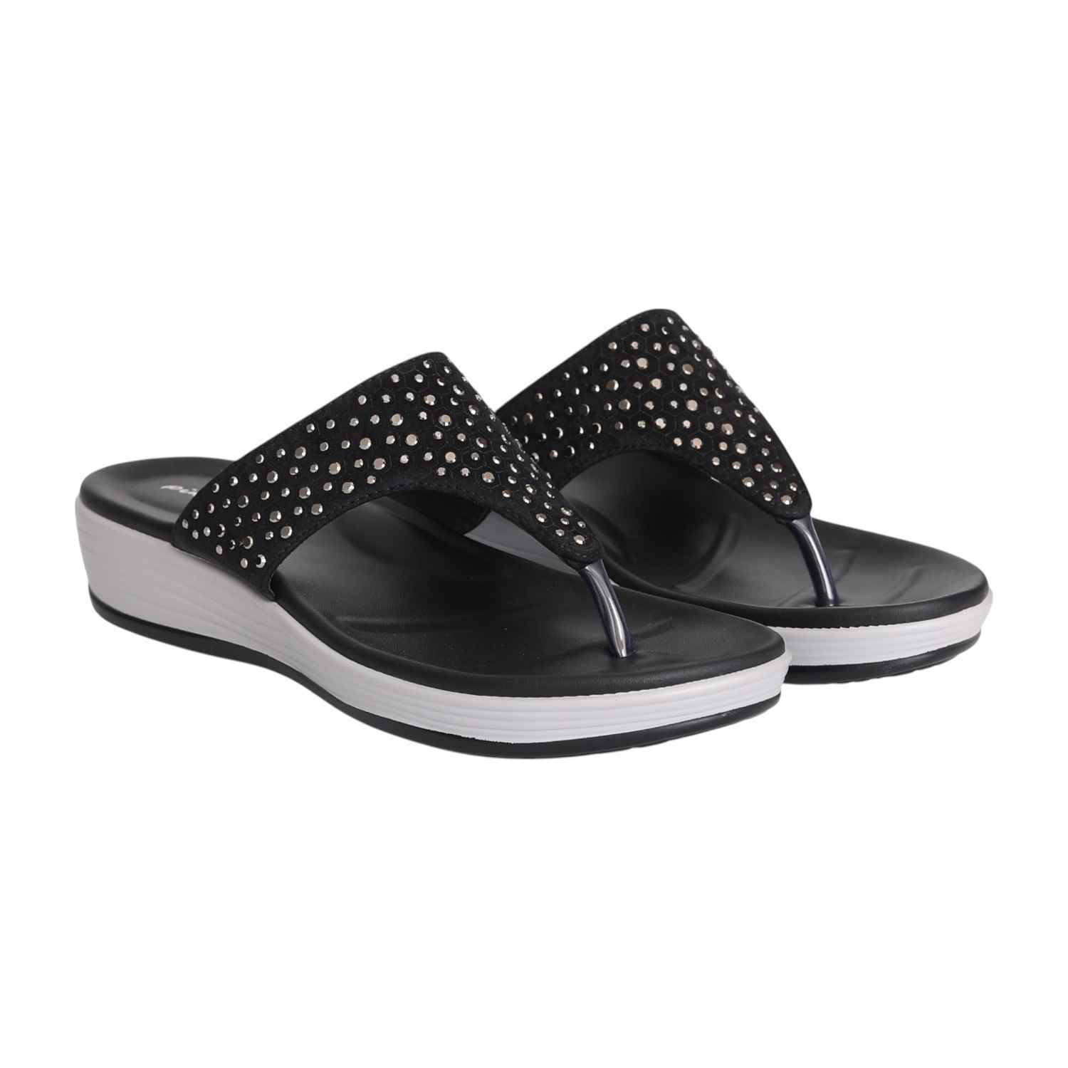 Women's Pewter Gleam Wedge Thong Sandal