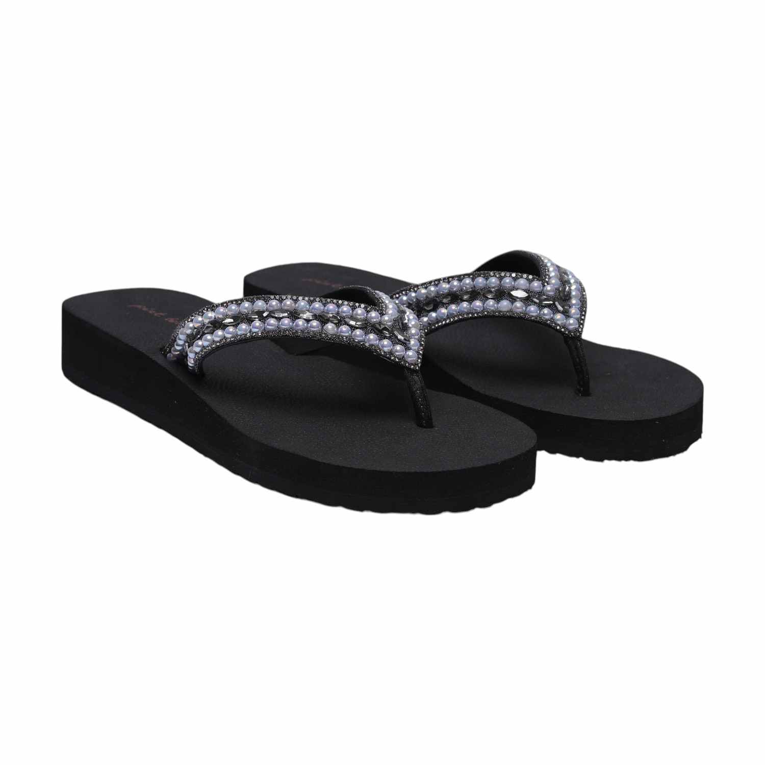 Women Black Pearl Thong Flats