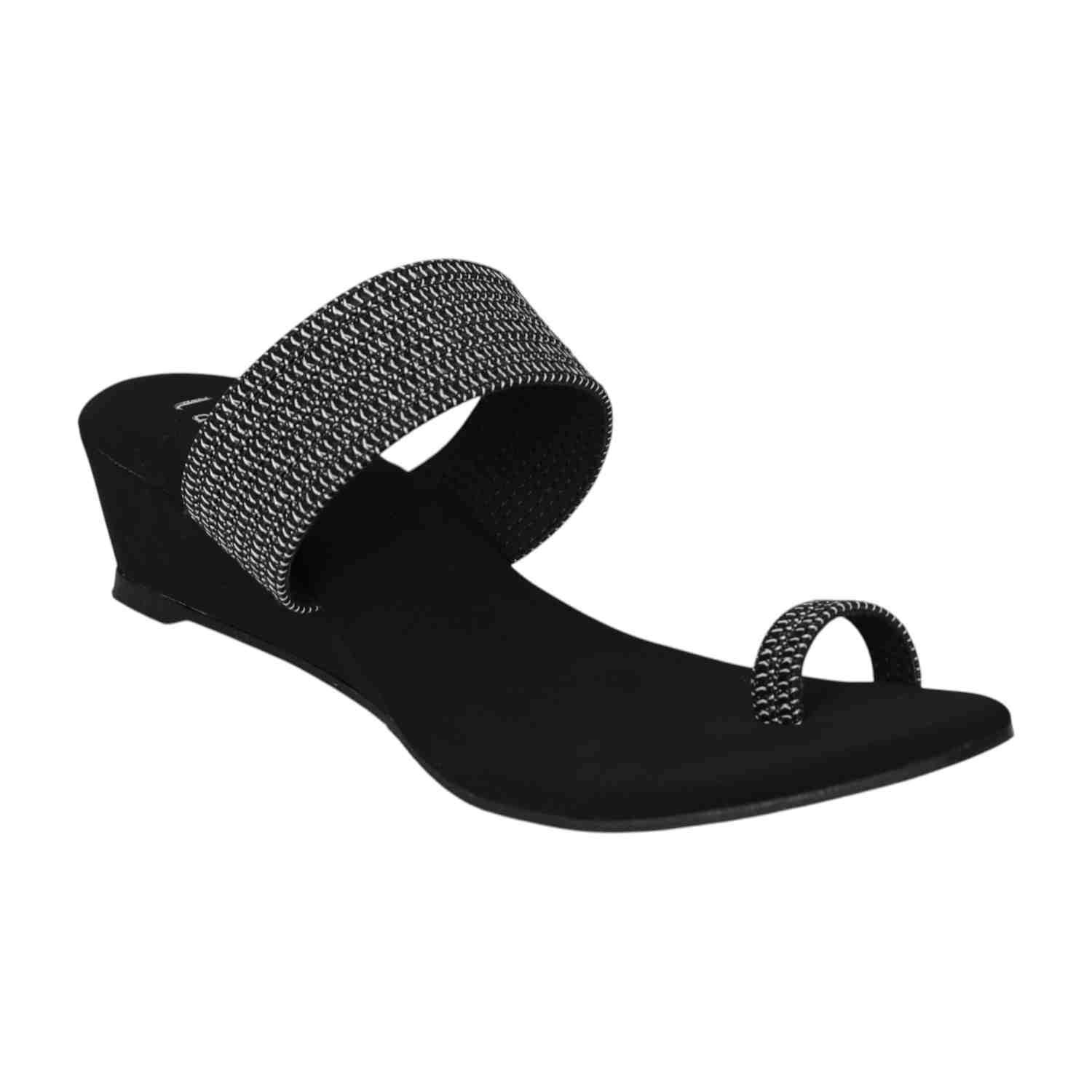 Women's Noir Whisper Toe Ring Flats