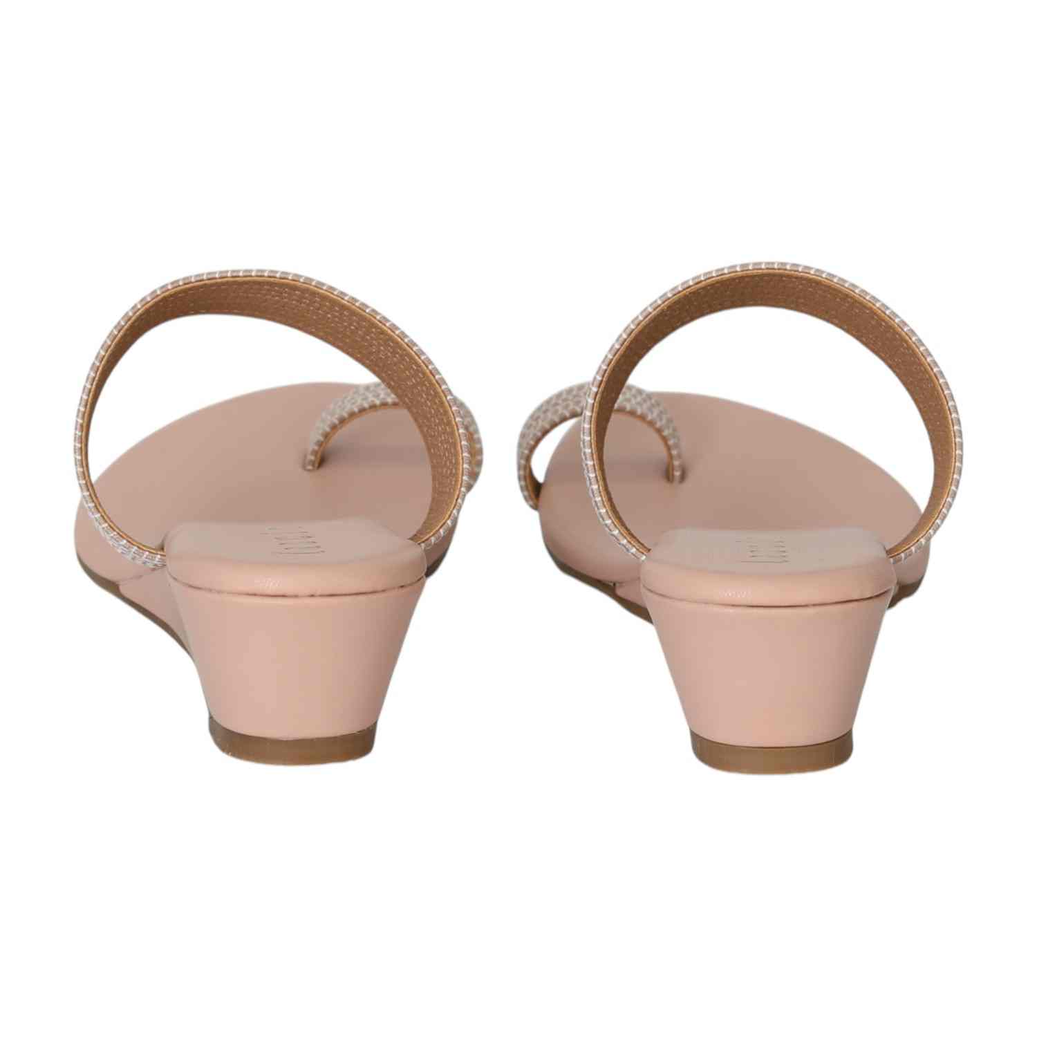 Women's Peachy Whisper Toe Ring Flats