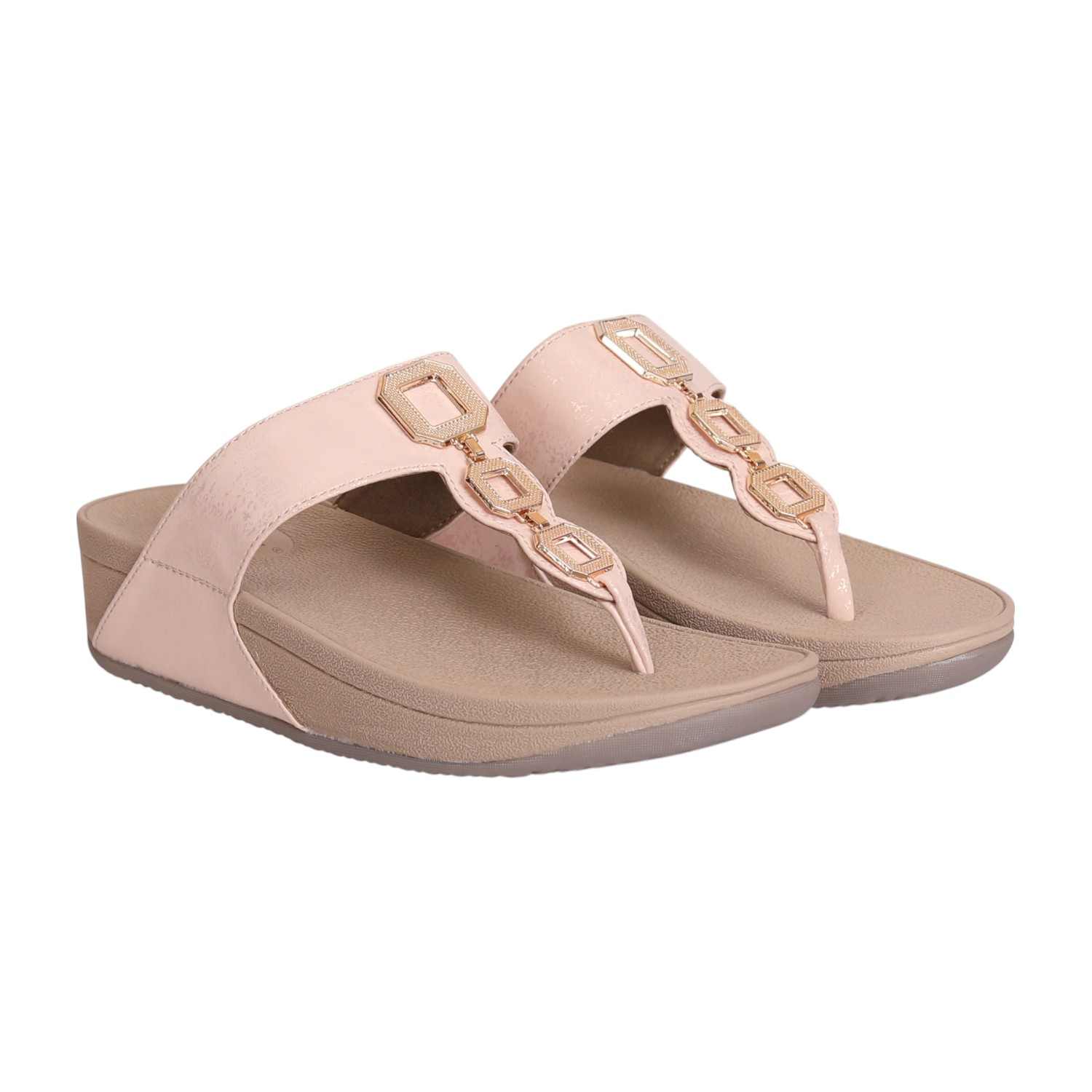 Women Peach Thong Wedge with Chain Link Embellishment