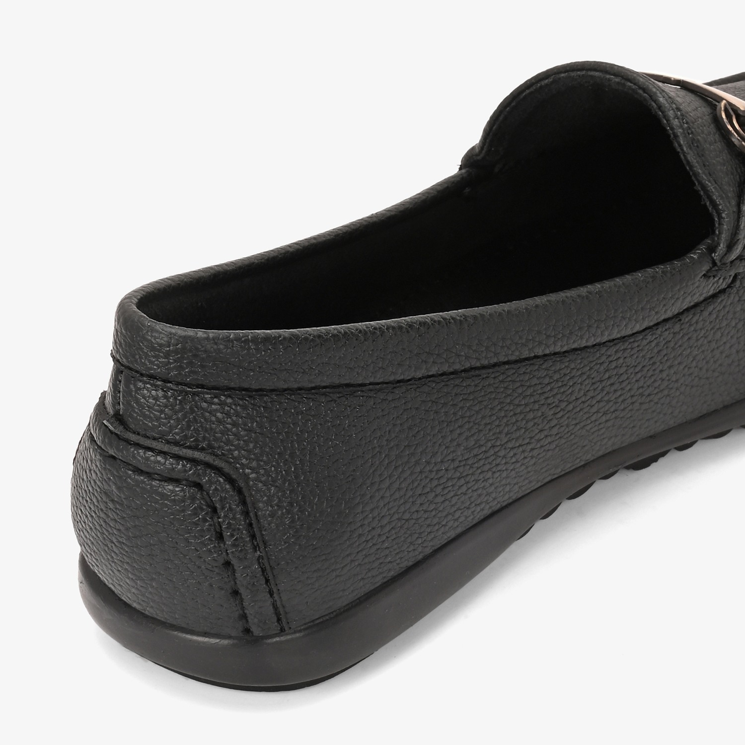 WARRIN BLACK SLIP ON