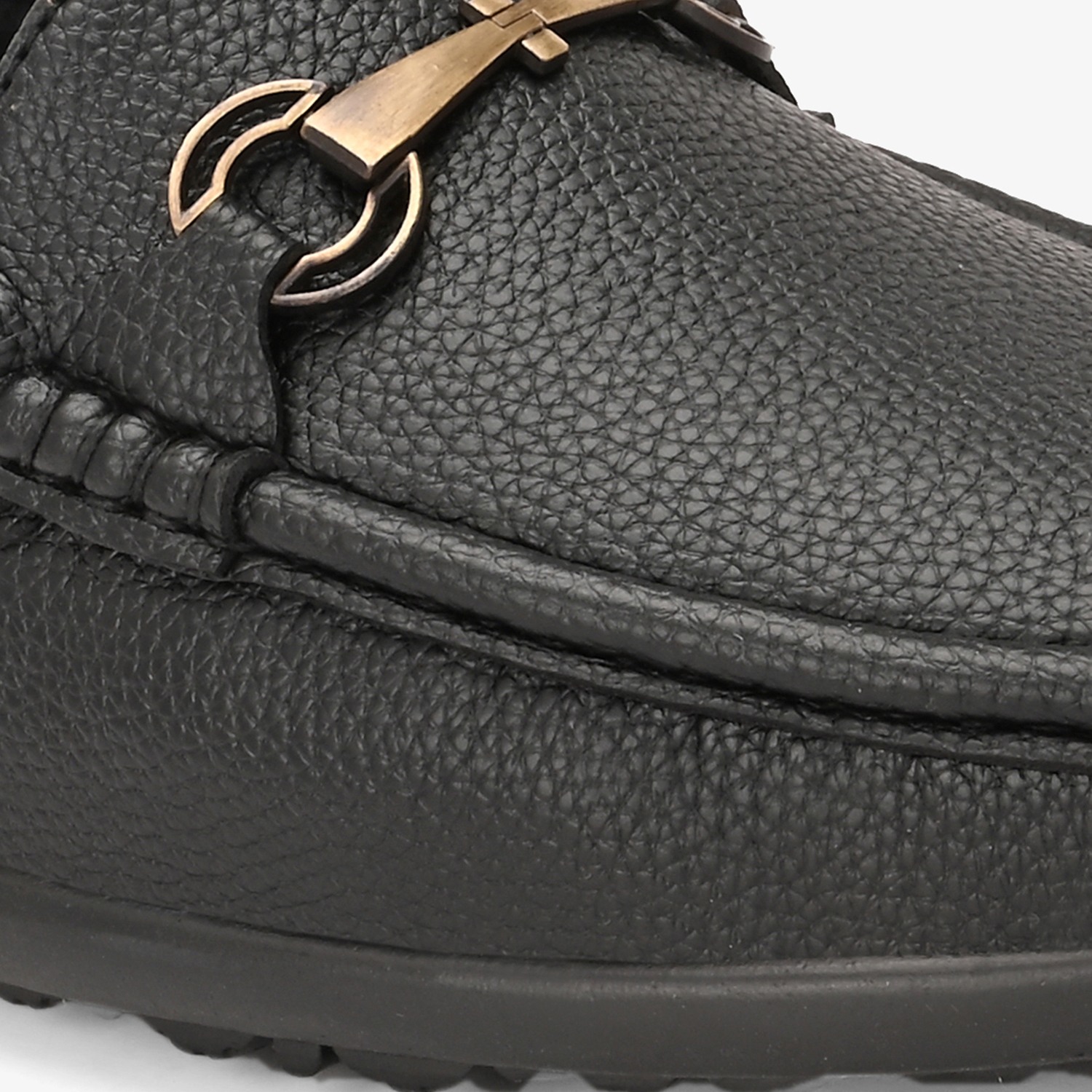 WARRIN BLACK SLIP ON