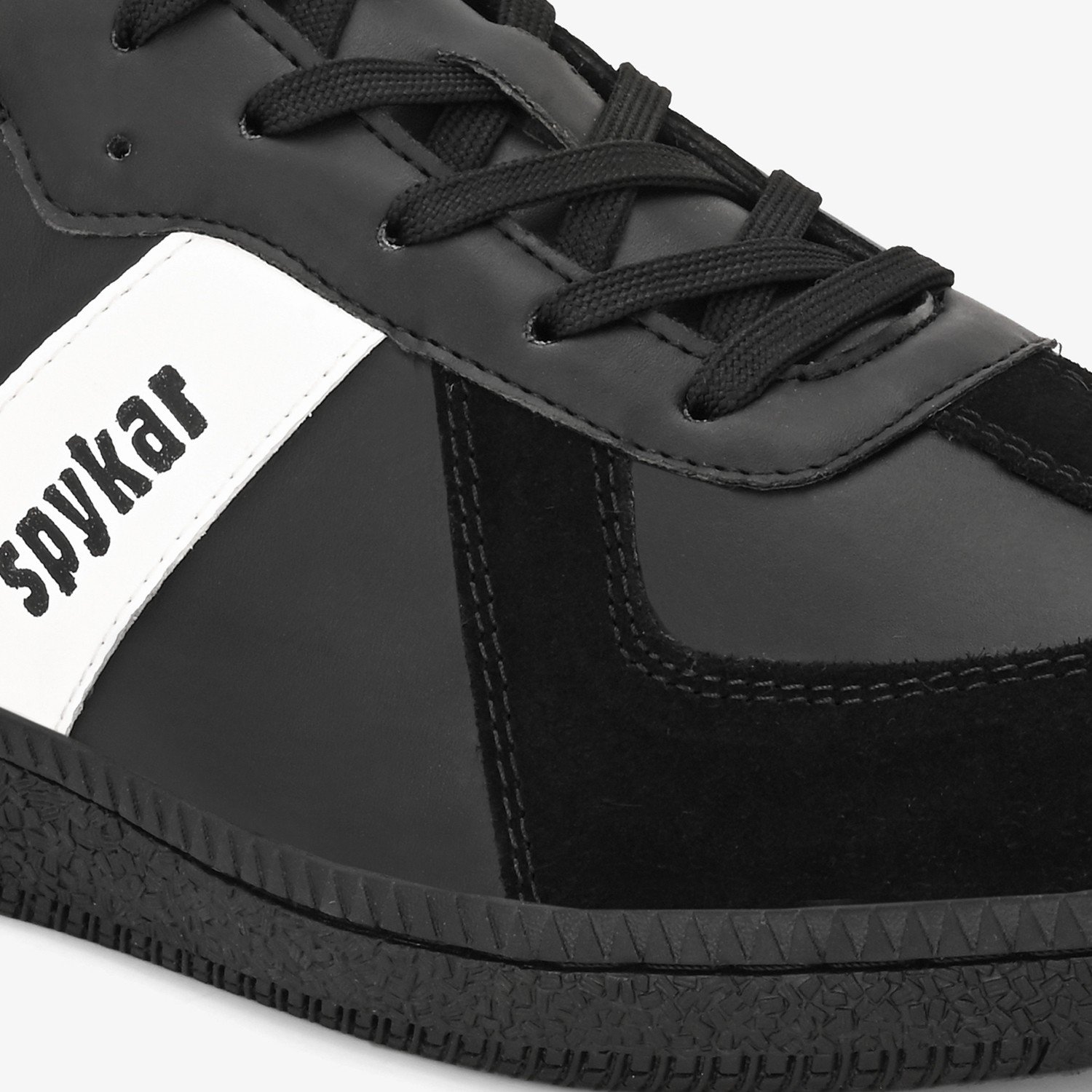 HUON BLACK SNEAKERS