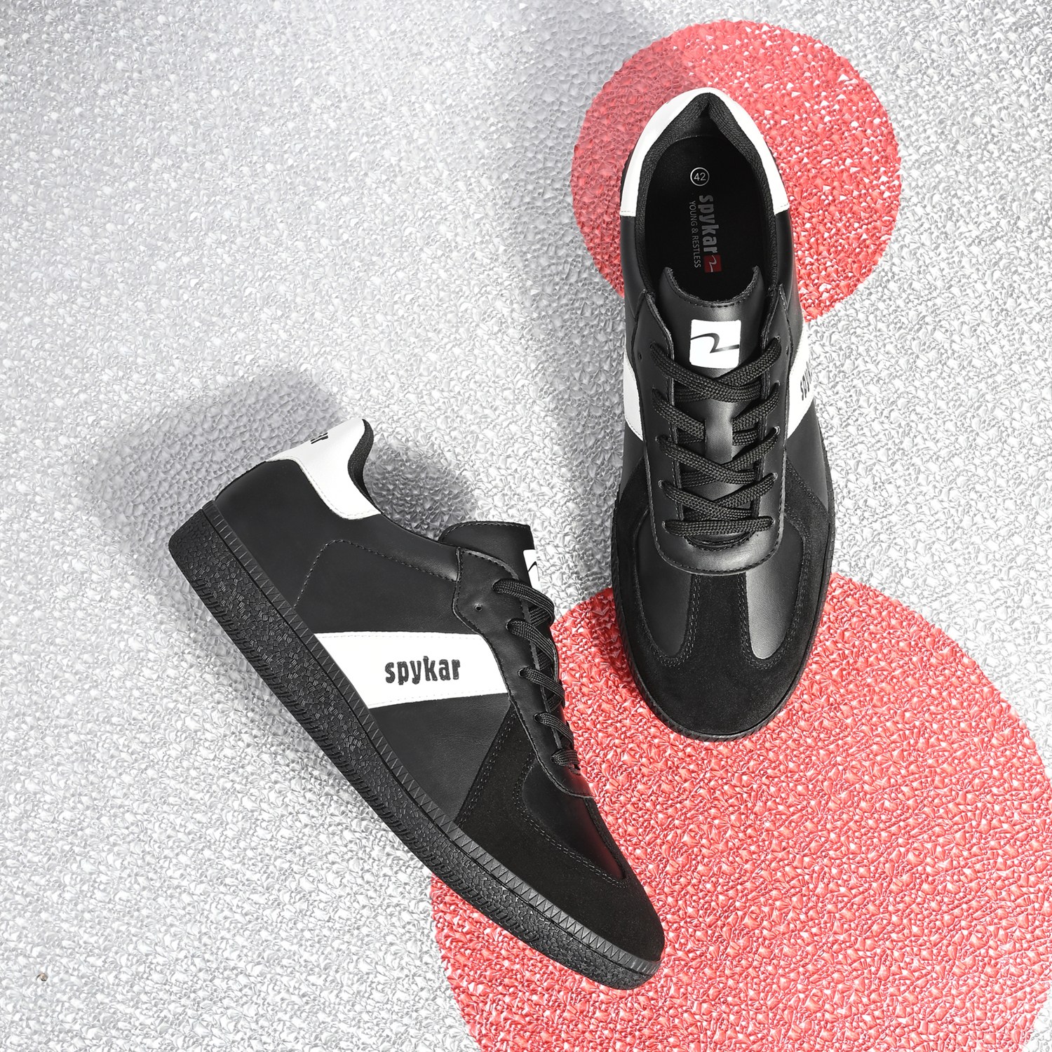 HUON BLACK SNEAKERS