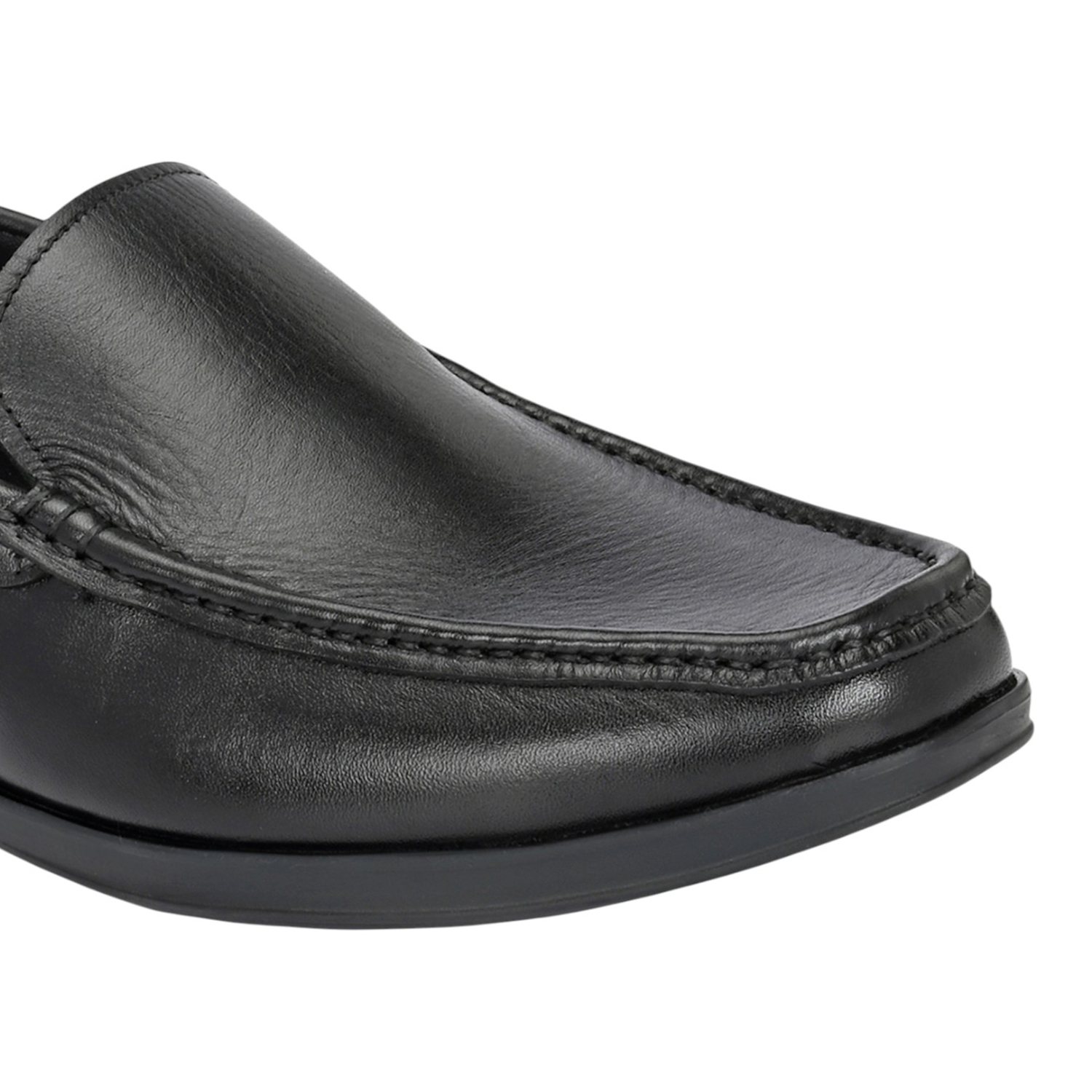Men Classic Black Plain-Vamp Slip-On Leather Loafers
