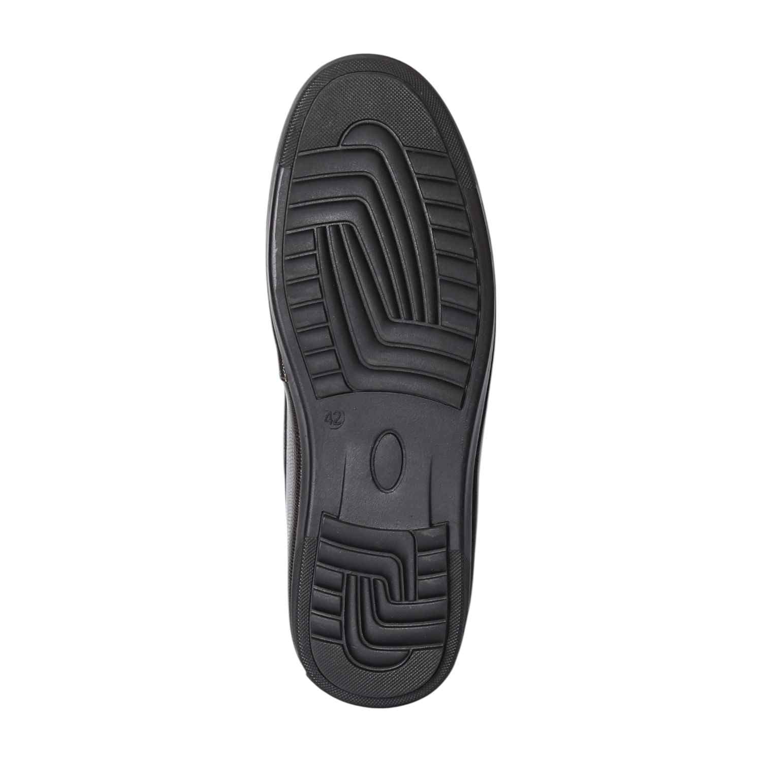 Men Brown Textured Leather Loafers with Metal Bit Accent