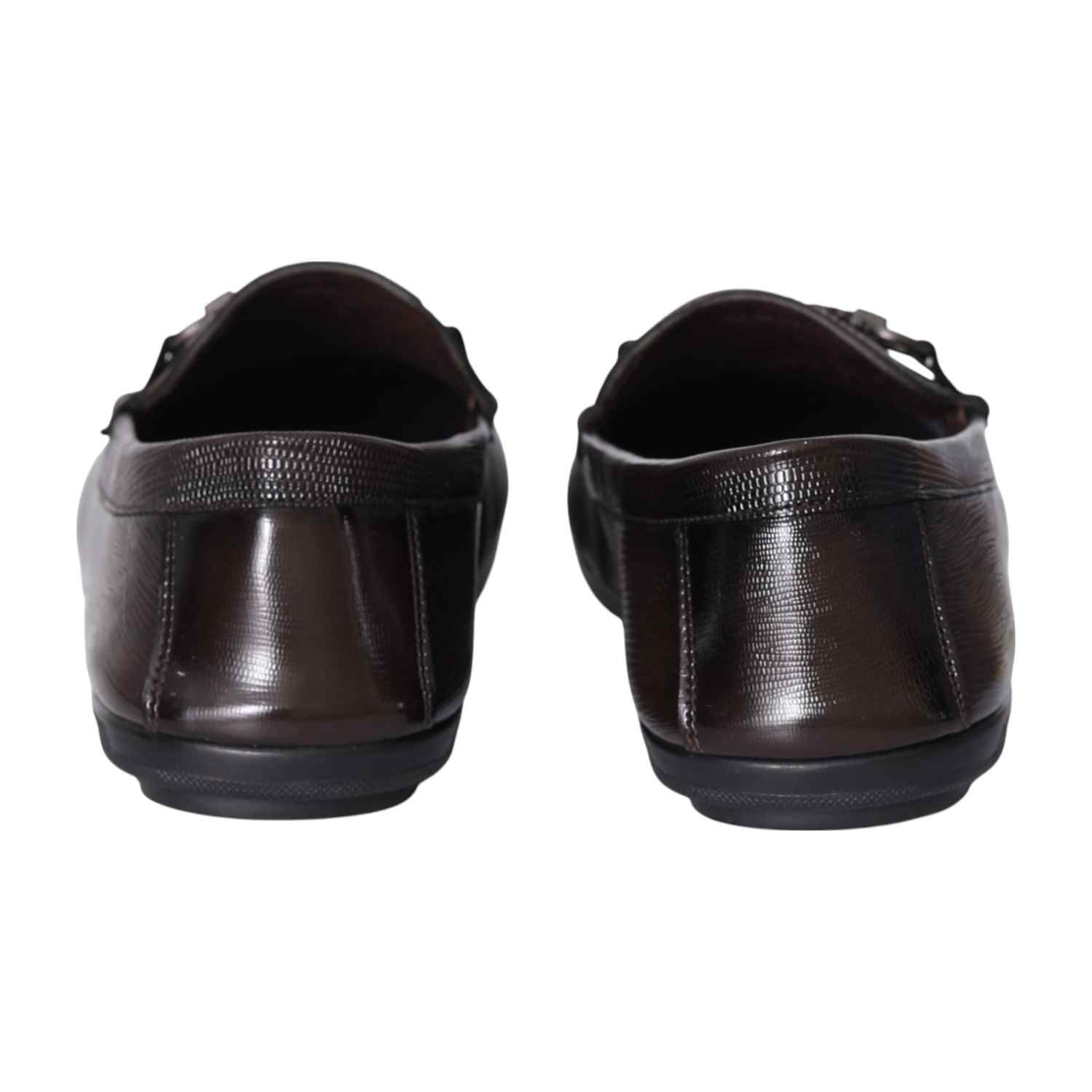 Men Brown Textured Leather Loafers with Metal Bit Accent