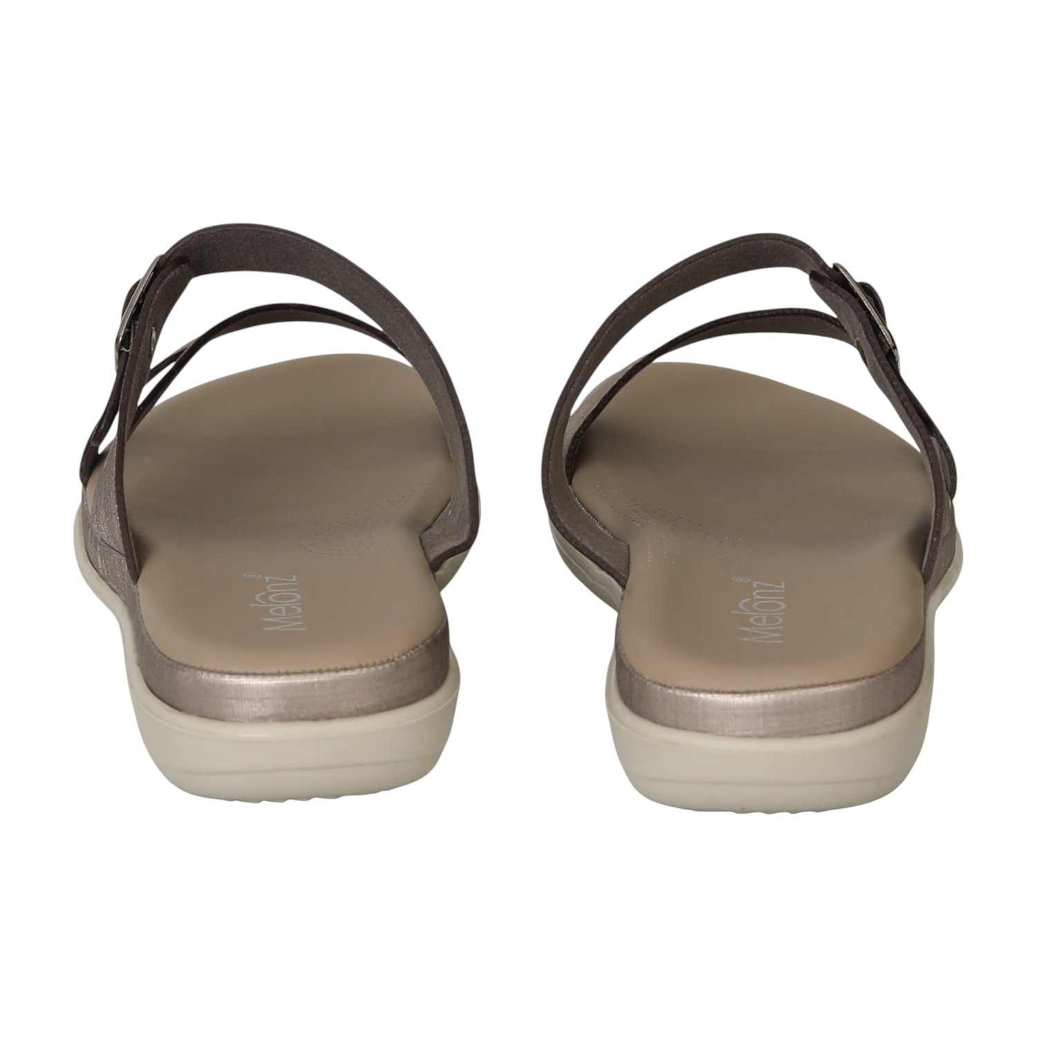 Women Grey Textured Buckle Sandals