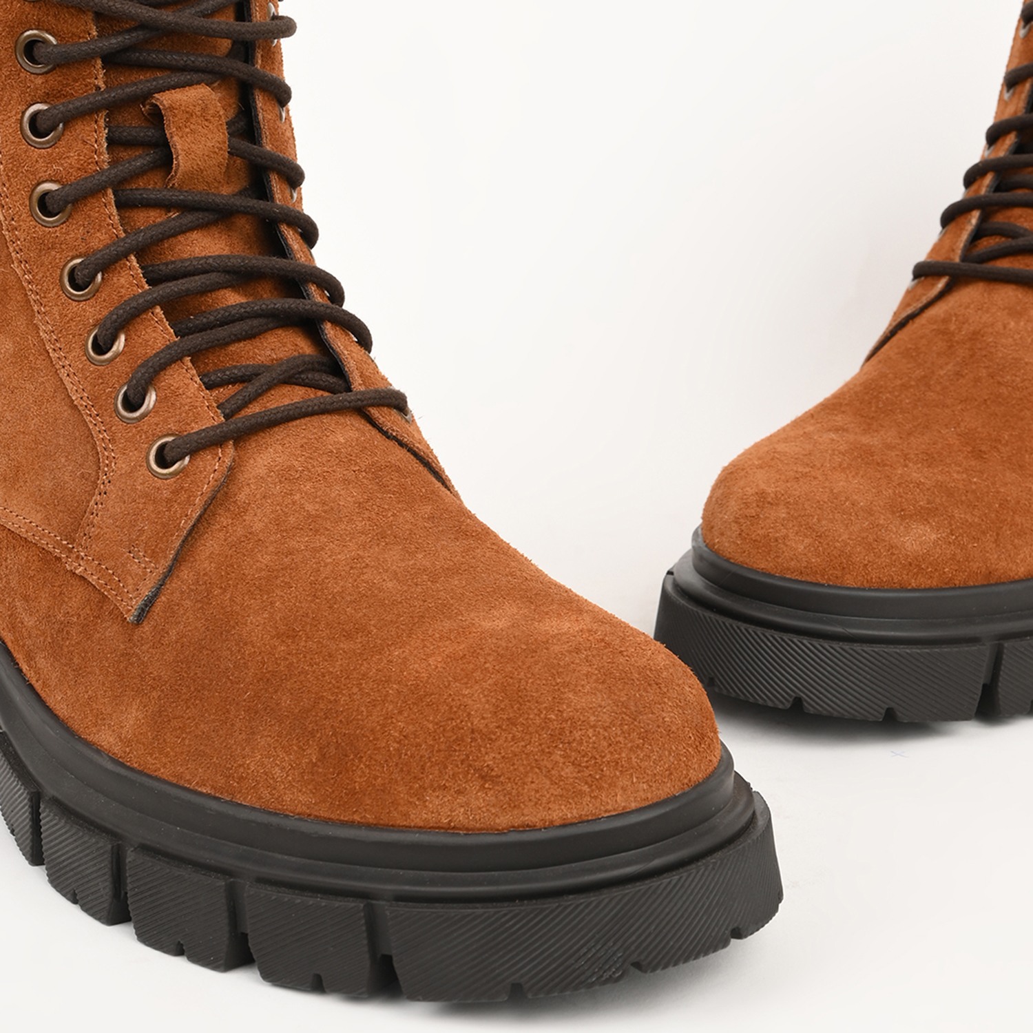 Men Rebel Stride Tan Boots