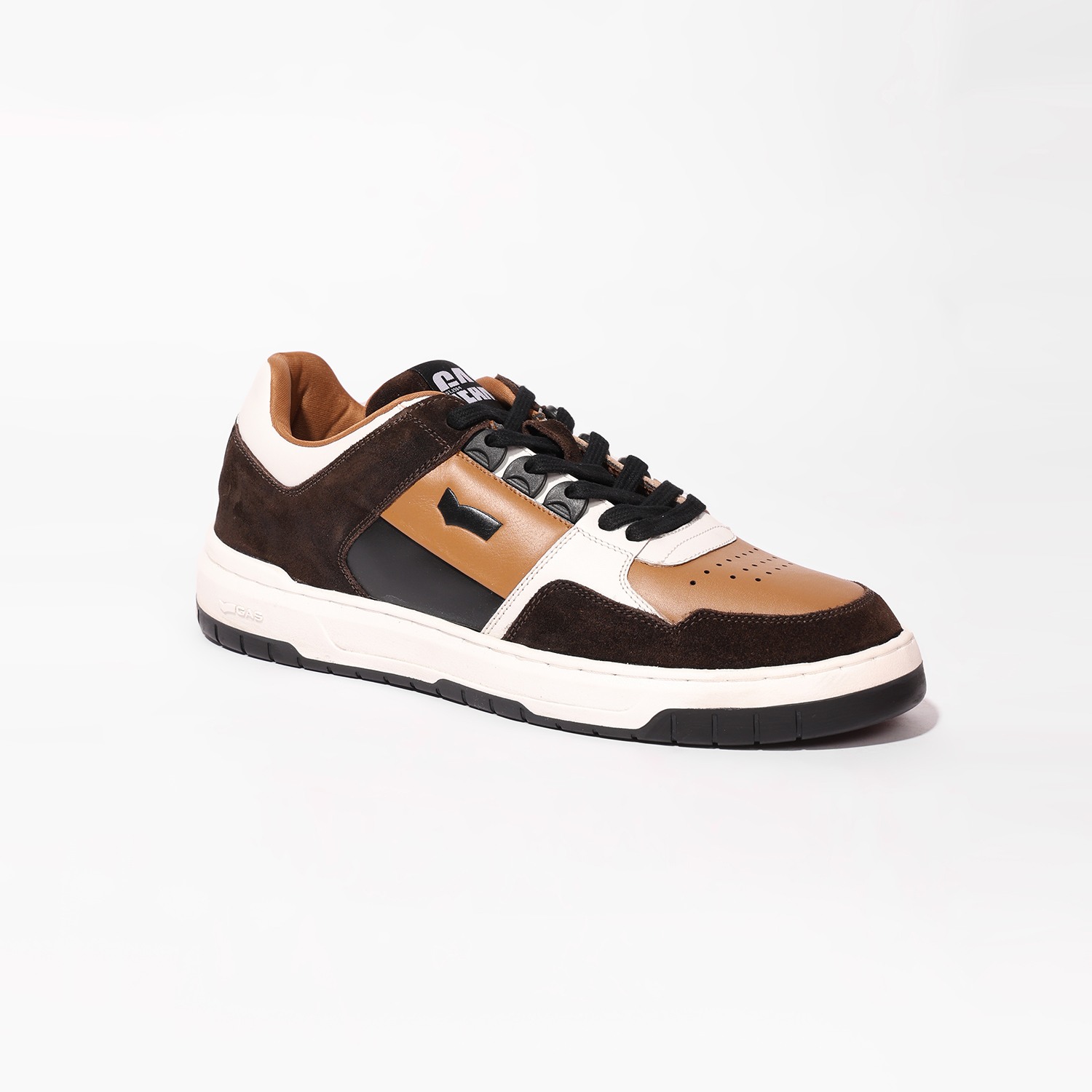 Men Void Runner  Beige Black Sneakers