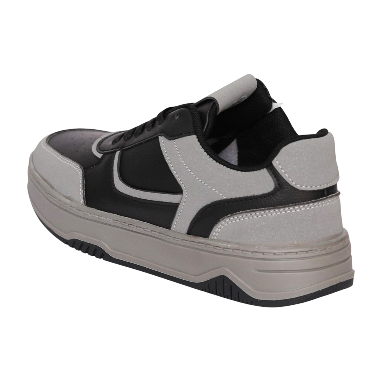 Women Black Trendy Low-Top Sneaker