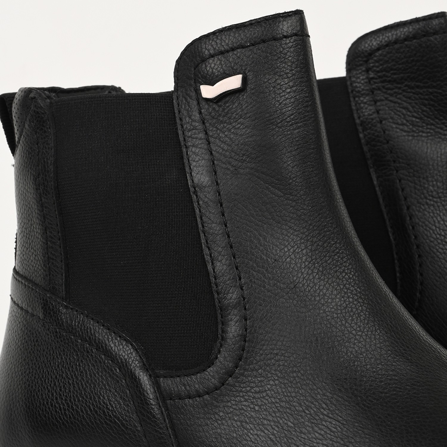 Men AeroGuard Black Chelsea Boots