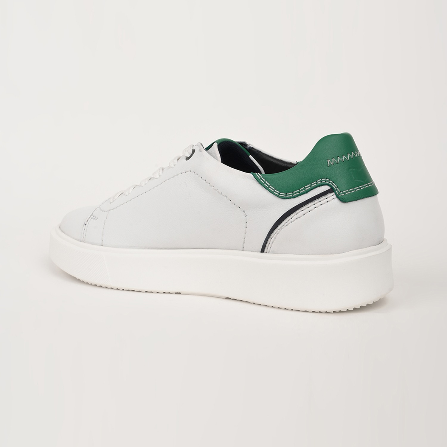 Men Dinamo White Blue Sneakers