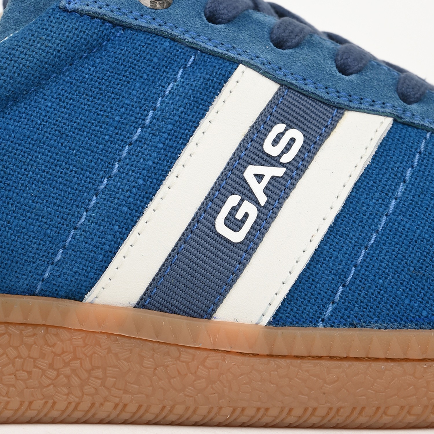 Men AltoDrive Blue white Sneakers