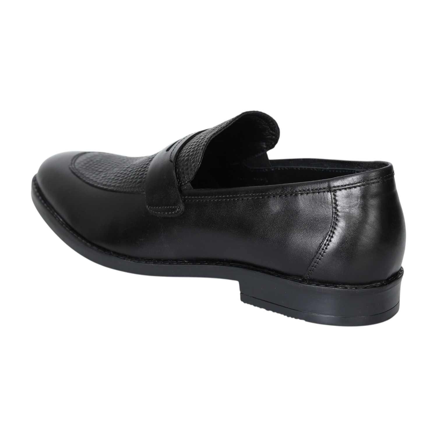 Men Black Textured Penny Loafers