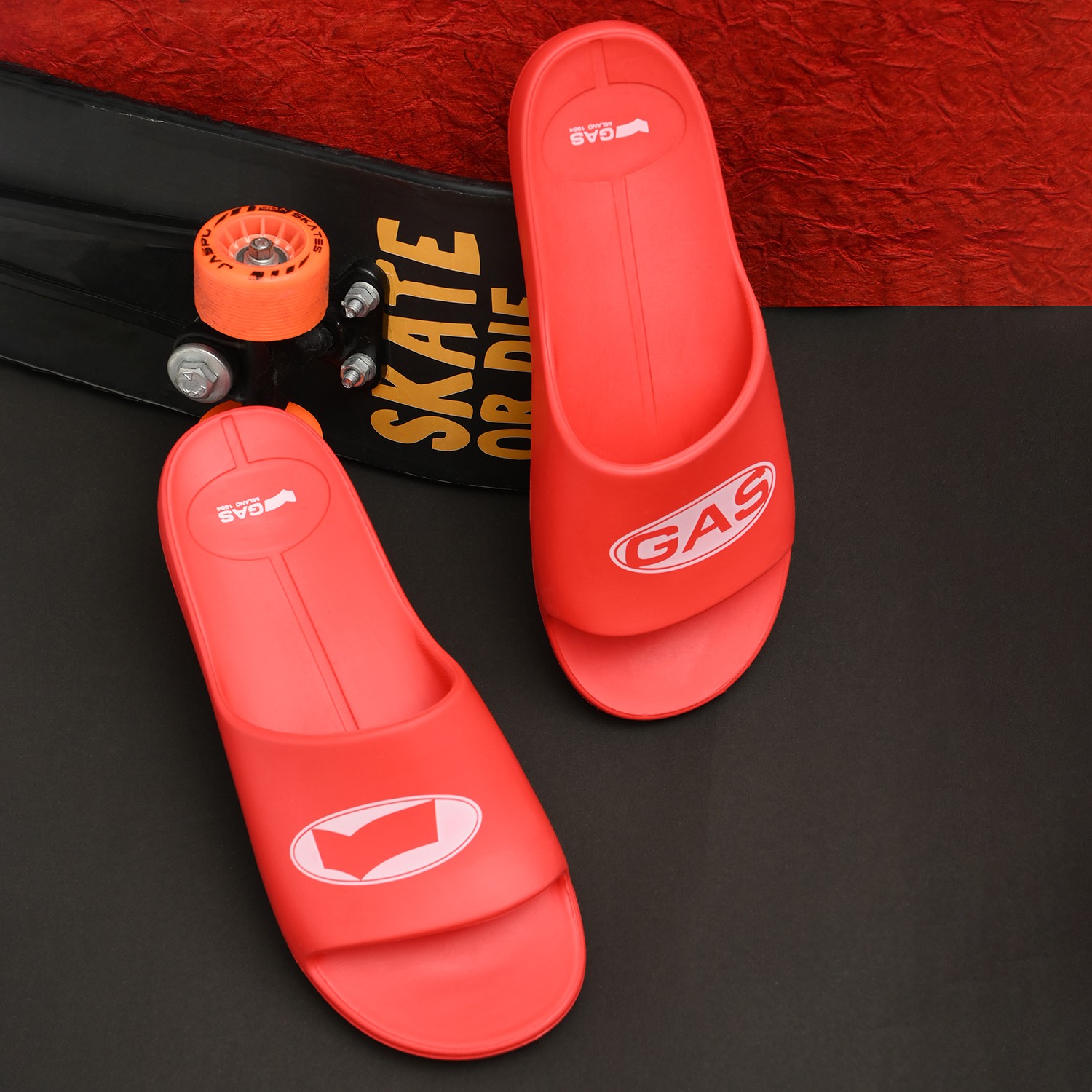 Men AquaDrift Red Sliders