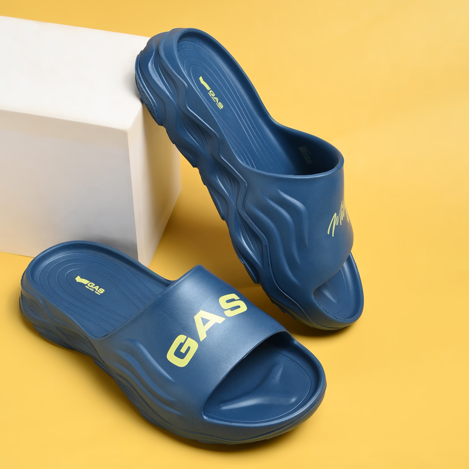 Men SandScape Blue Sliders