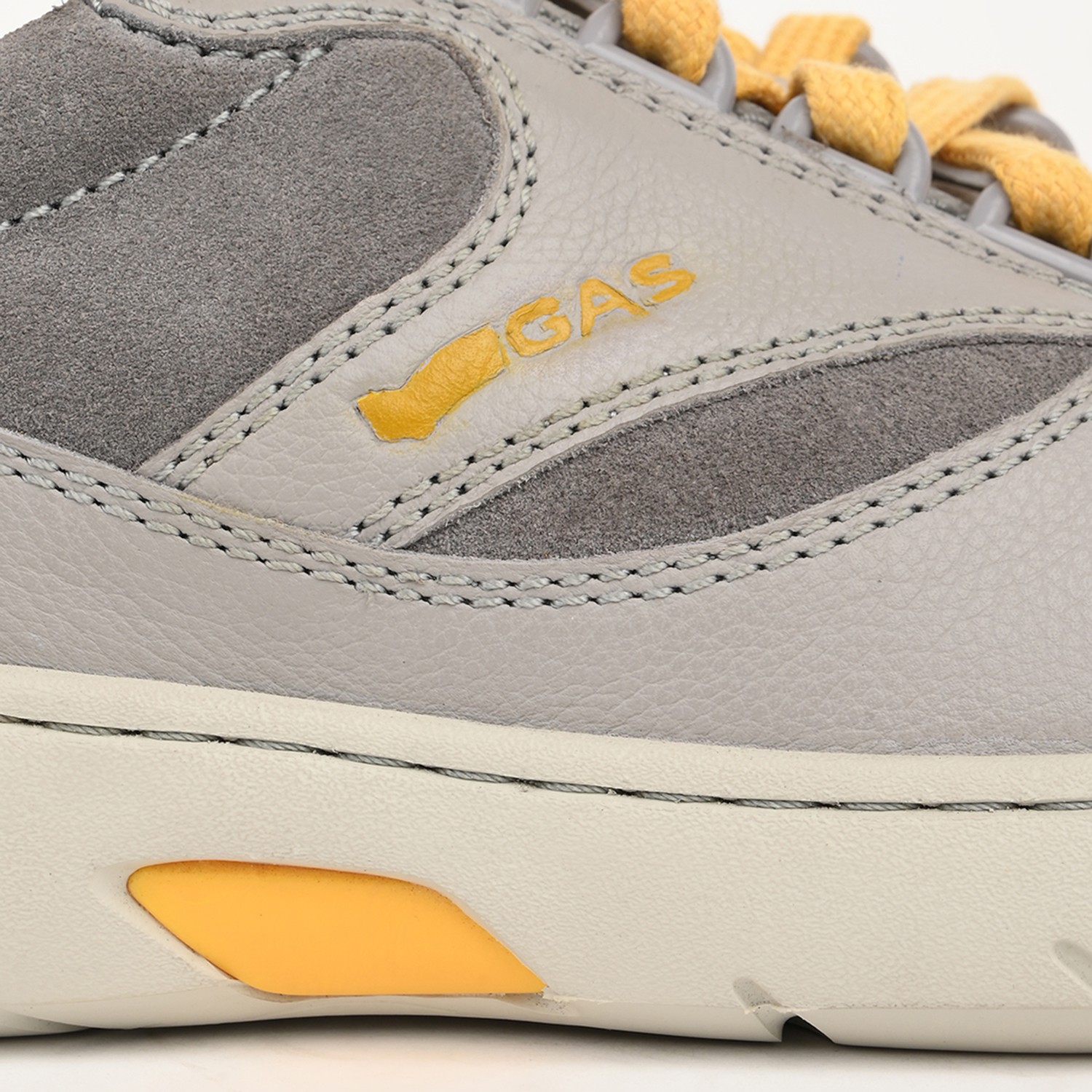 Men Tempesta Grey Sneakers