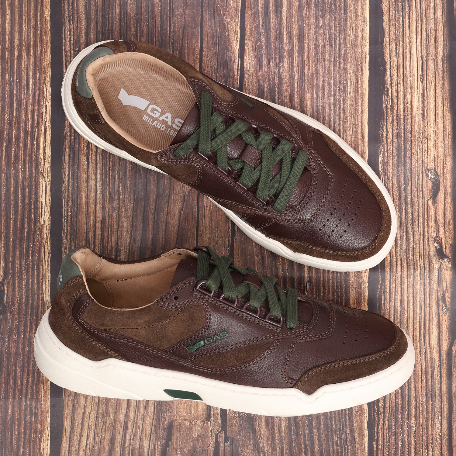 Men Tempesta Tan Sneakers