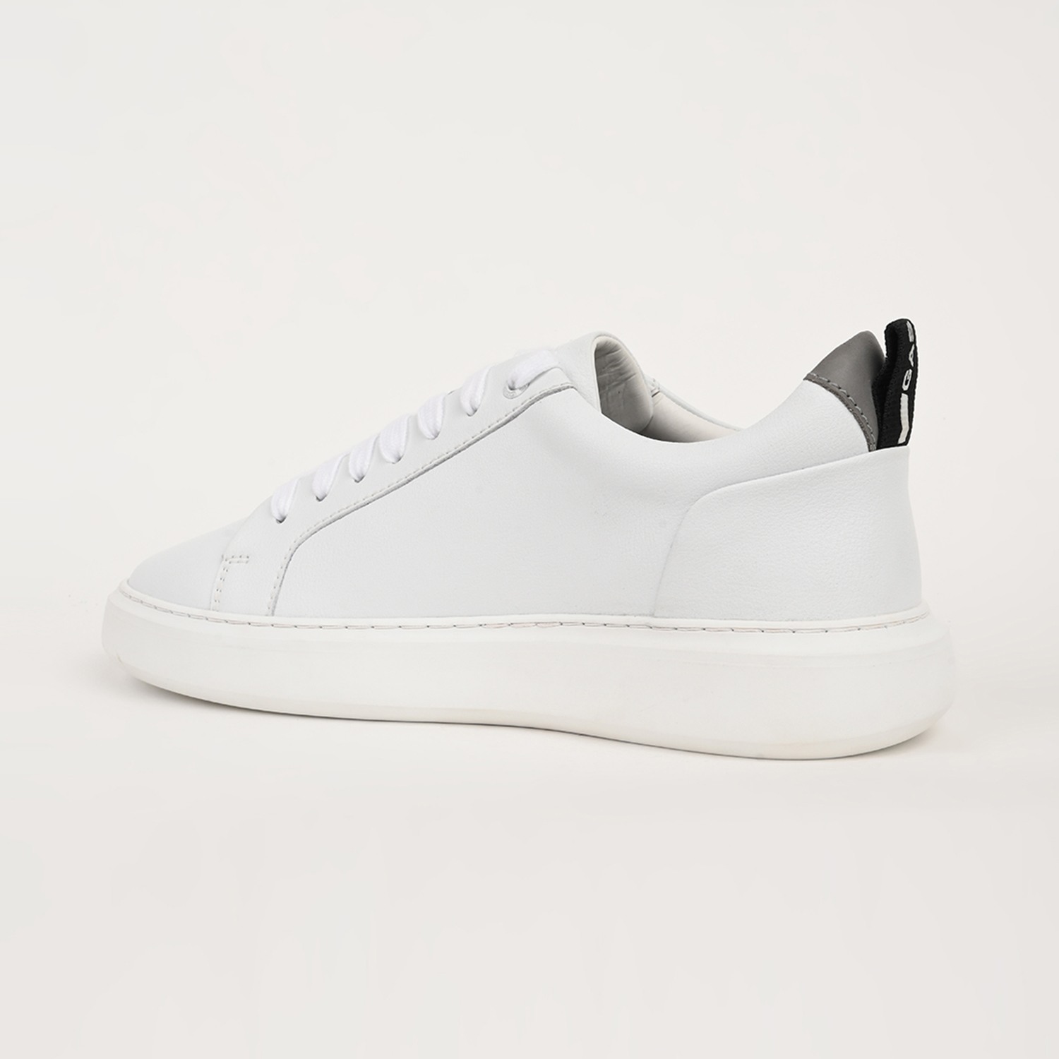 Men LussoFlex White Sneakers