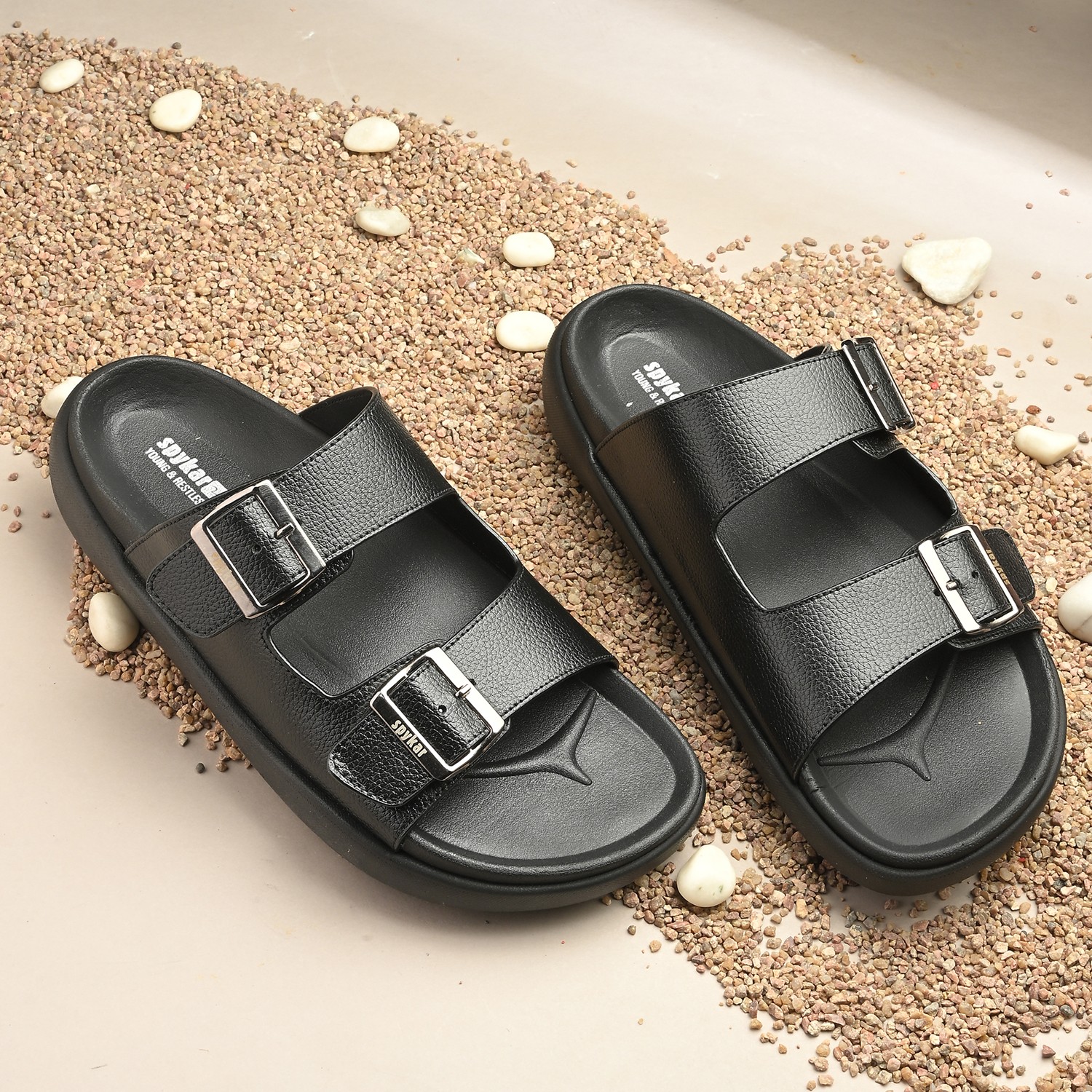MERREDIN BLACK SLIPPERS