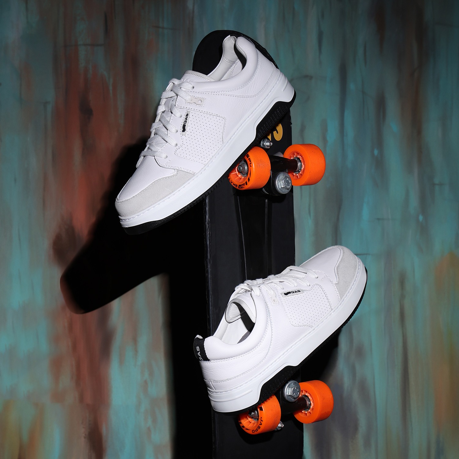 Men Respiro White Sneakers