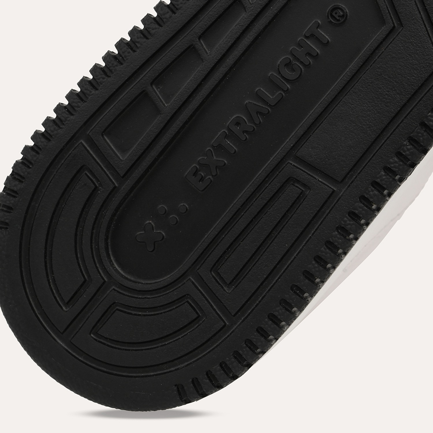 Men Respiro White Sneakers